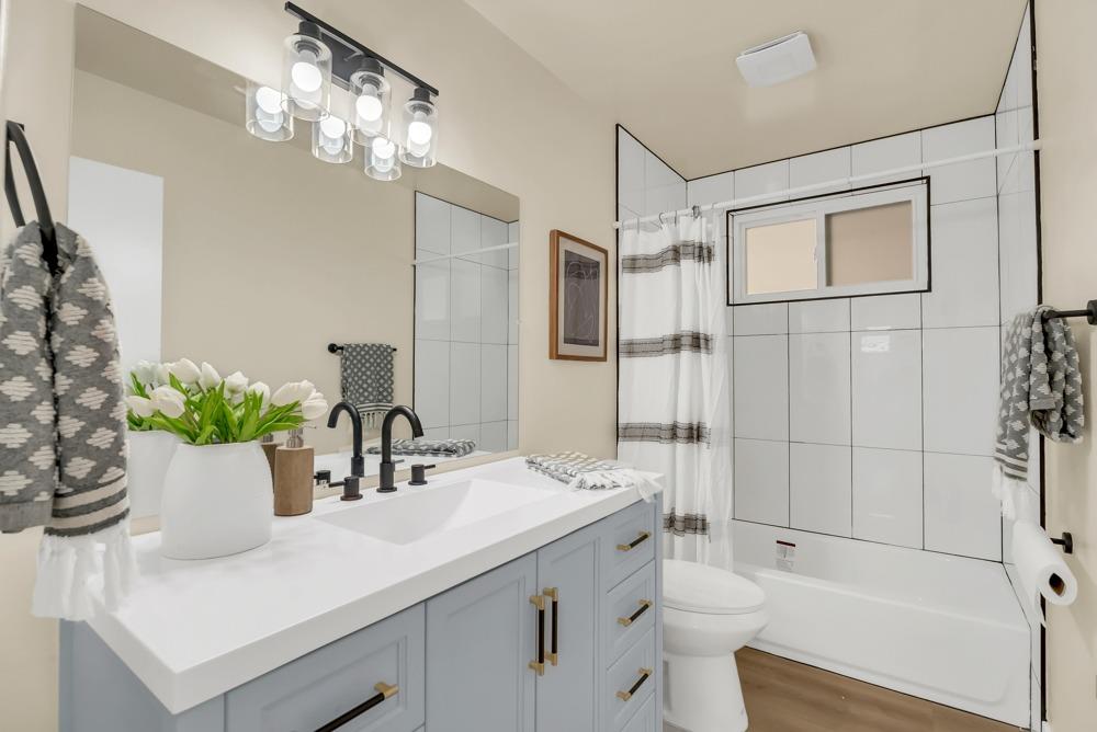 Detail Gallery Image 16 of 43 For 4717 Norm Circle, Sacramento,  CA 95822 - 3 Beds | 2 Baths