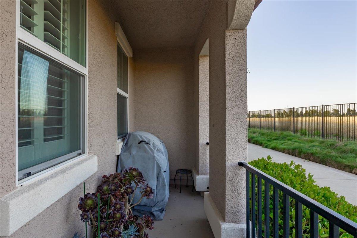 Detail Gallery Image 34 of 60 For 1300 Hudson Cir, Lincoln,  CA 95648 - 3 Beds | 2/1 Baths