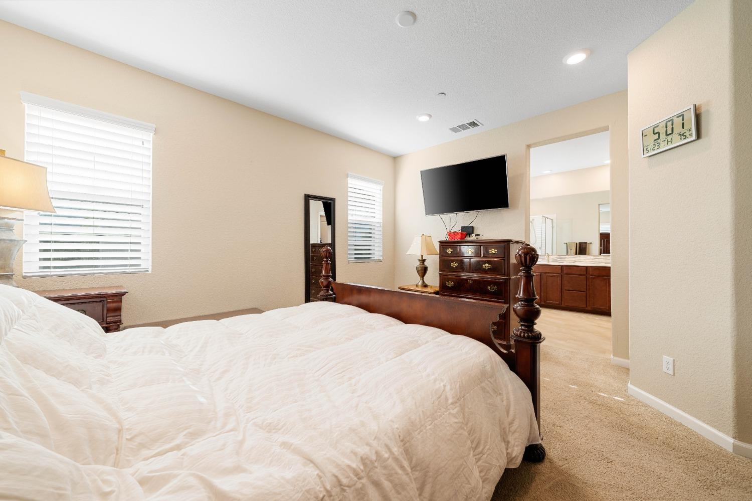 Detail Gallery Image 25 of 52 For 1882 Salerno Pl, Lincoln,  CA 95648 - 3 Beds | 2/1 Baths
