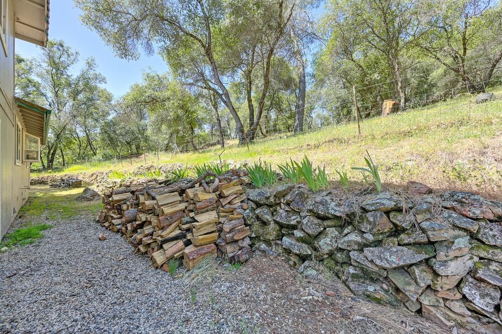 Detail Gallery Image 25 of 29 For 5306 Quail Valley Rd, Placerville,  CA 95667 - 3 Beds | 2/1 Baths