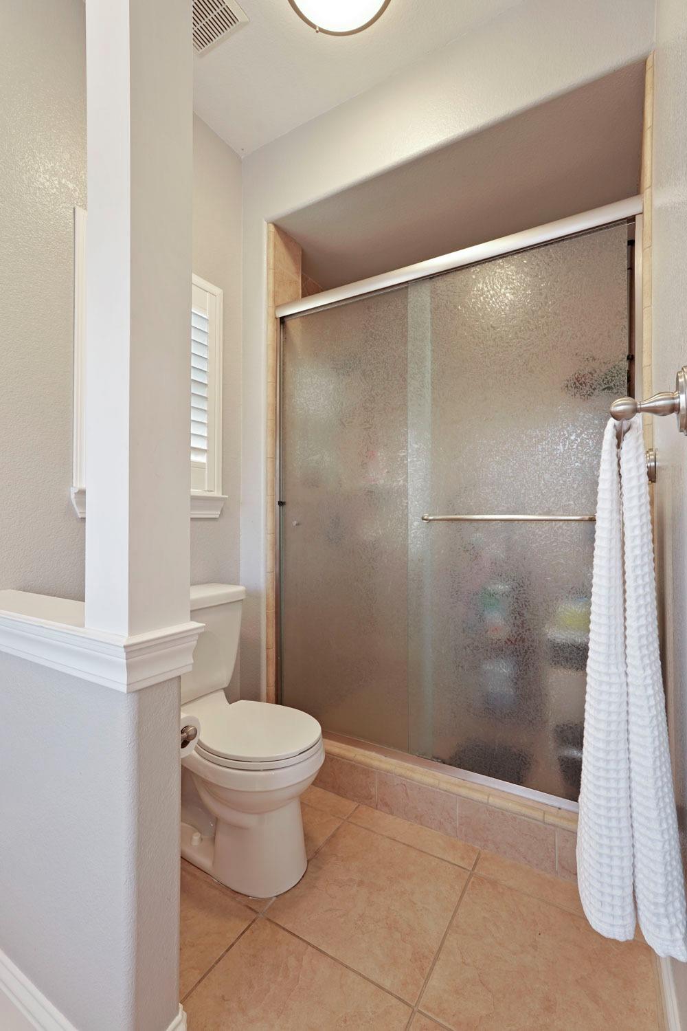 Detail Gallery Image 32 of 65 For 1459 Centennial Dr, Lodi,  CA 95242 - 3 Beds | 2/1 Baths