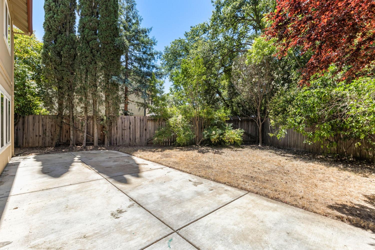 Detail Gallery Image 19 of 46 For 6717 Old Oak Ct, Citrus Heights,  CA 95610 - 4 Beds | 2/1 Baths