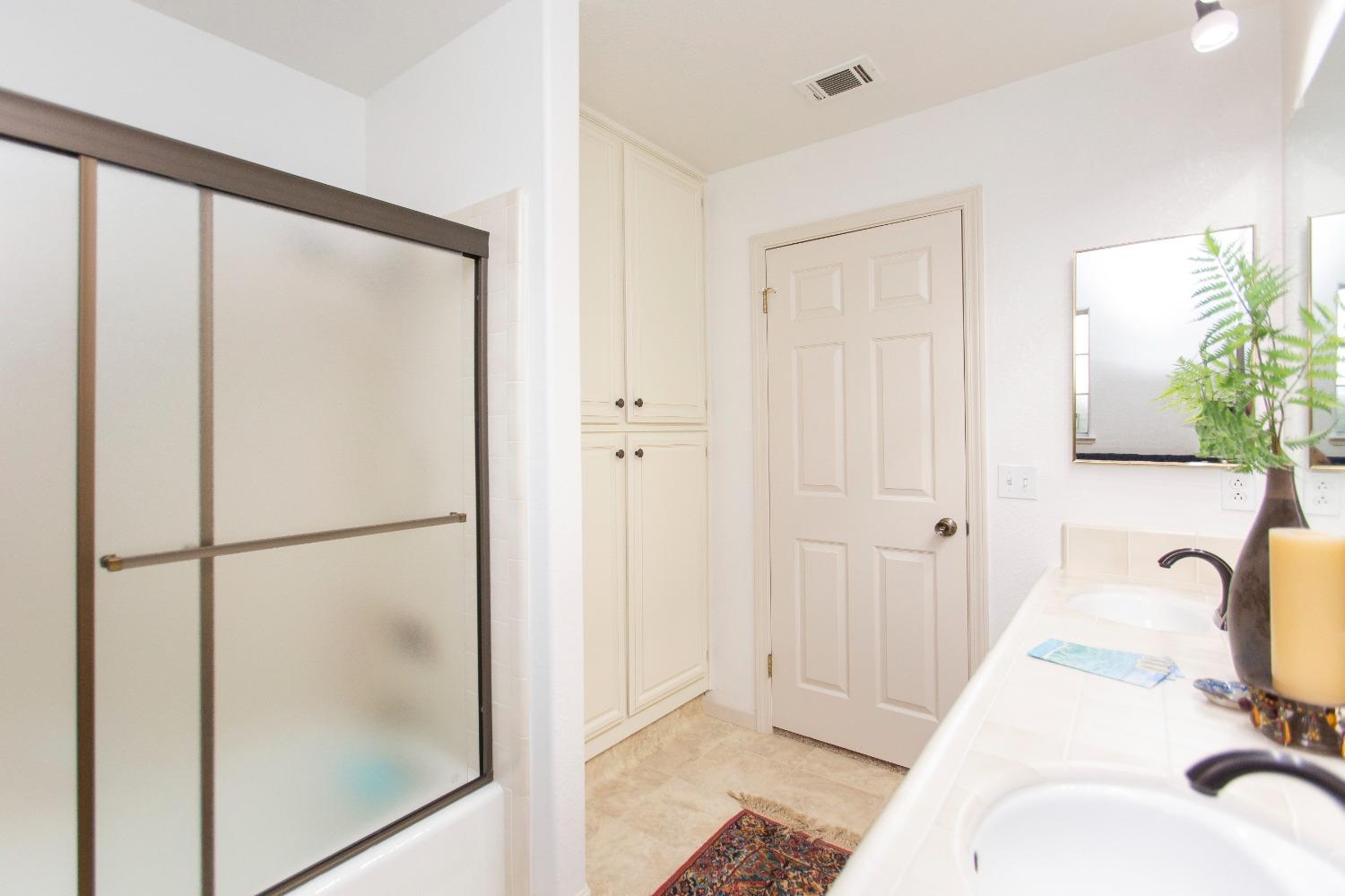 Detail Gallery Image 22 of 44 For 1950 Ashley Ct, Turlock,  CA 95382 - 3 Beds | 2 Baths