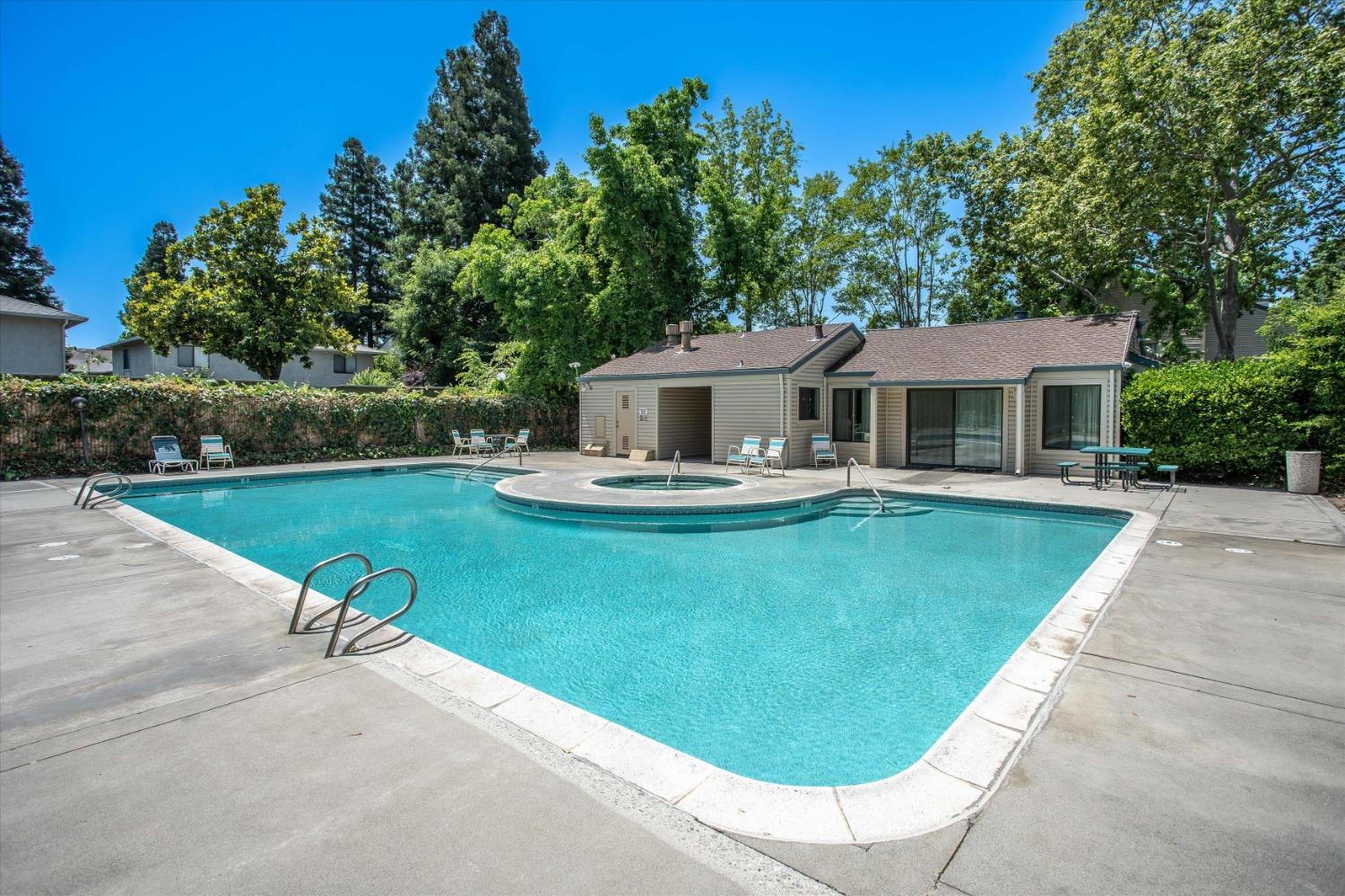 Detail Gallery Image 27 of 29 For 2280 Hurley Way #71,  Sacramento,  CA 95825 - 2 Beds | 2 Baths