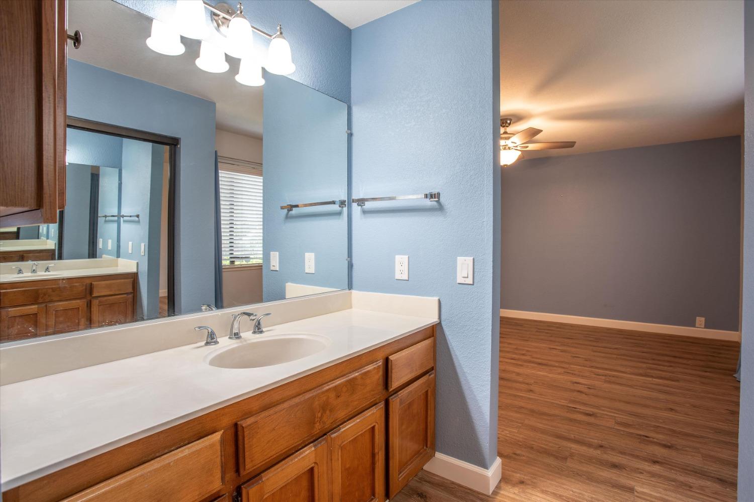 Detail Gallery Image 20 of 29 For 2280 Hurley Way #71,  Sacramento,  CA 95825 - 2 Beds | 2 Baths