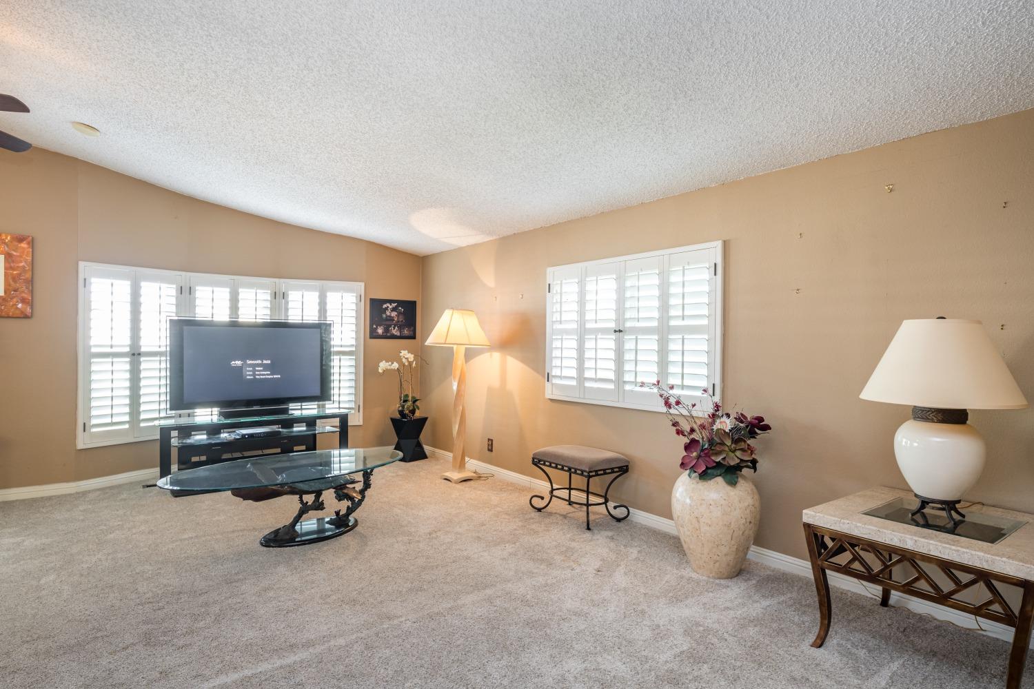 Detail Gallery Image 14 of 32 For 178 Brookshire Way, Roseville,  CA 95678 - 2 Beds | 2 Baths