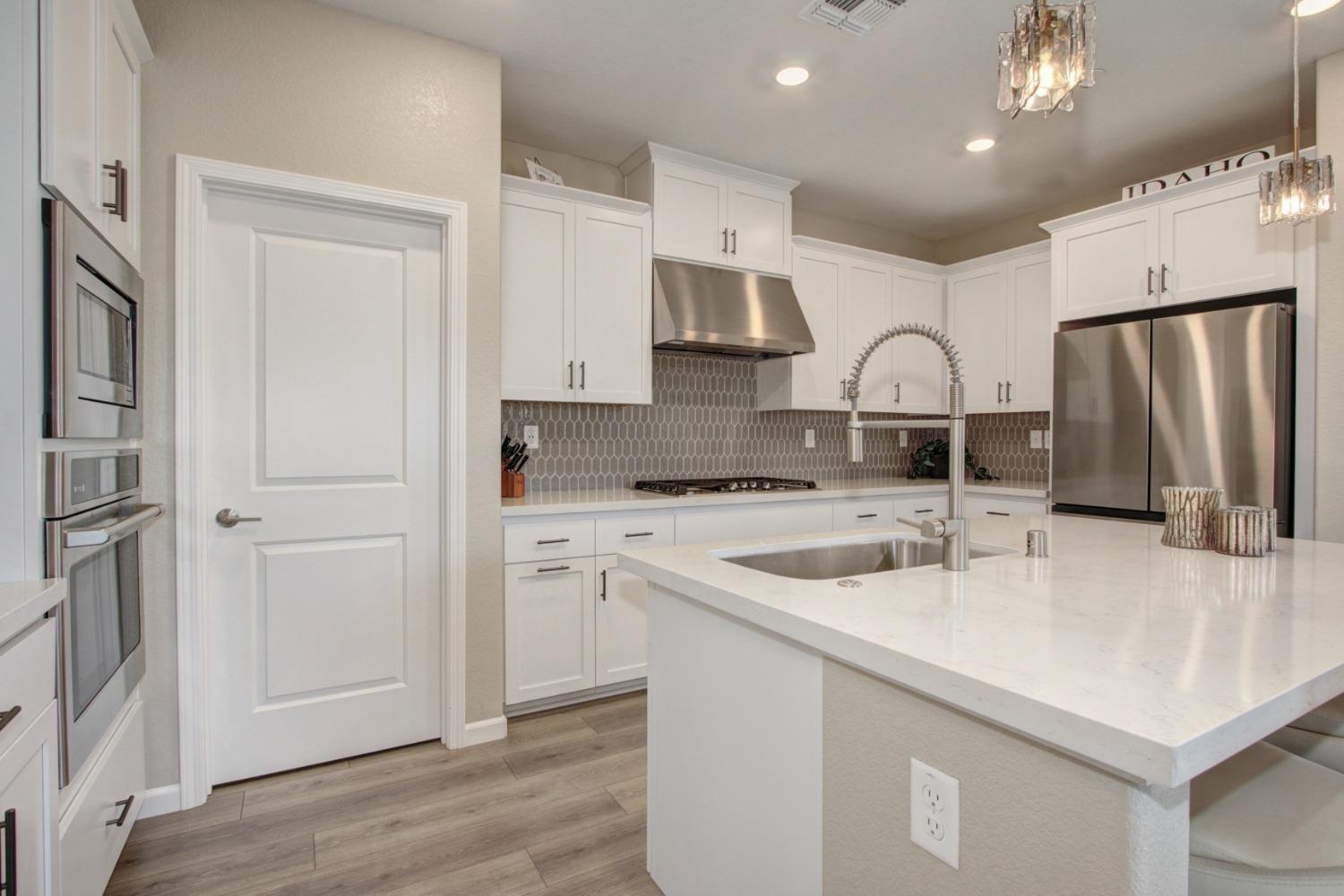 Detail Gallery Image 14 of 43 For 1476 Carson River Loop, Lincoln,  CA 95648 - 2 Beds | 2 Baths