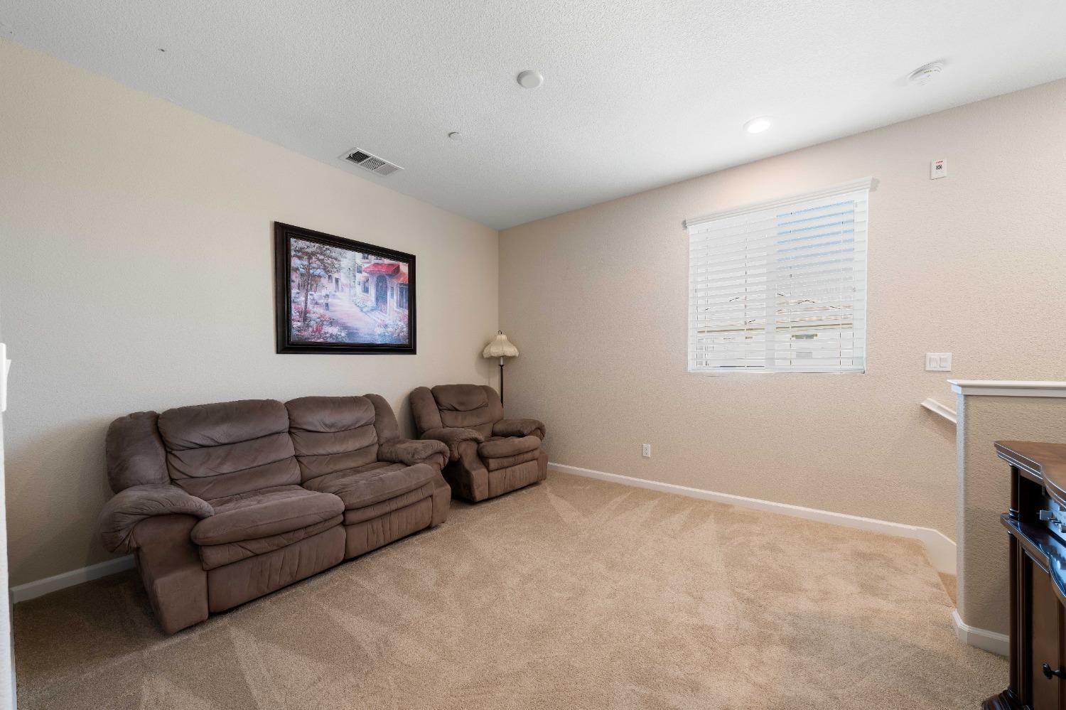 Detail Gallery Image 35 of 52 For 1882 Salerno Pl, Lincoln,  CA 95648 - 3 Beds | 2/1 Baths