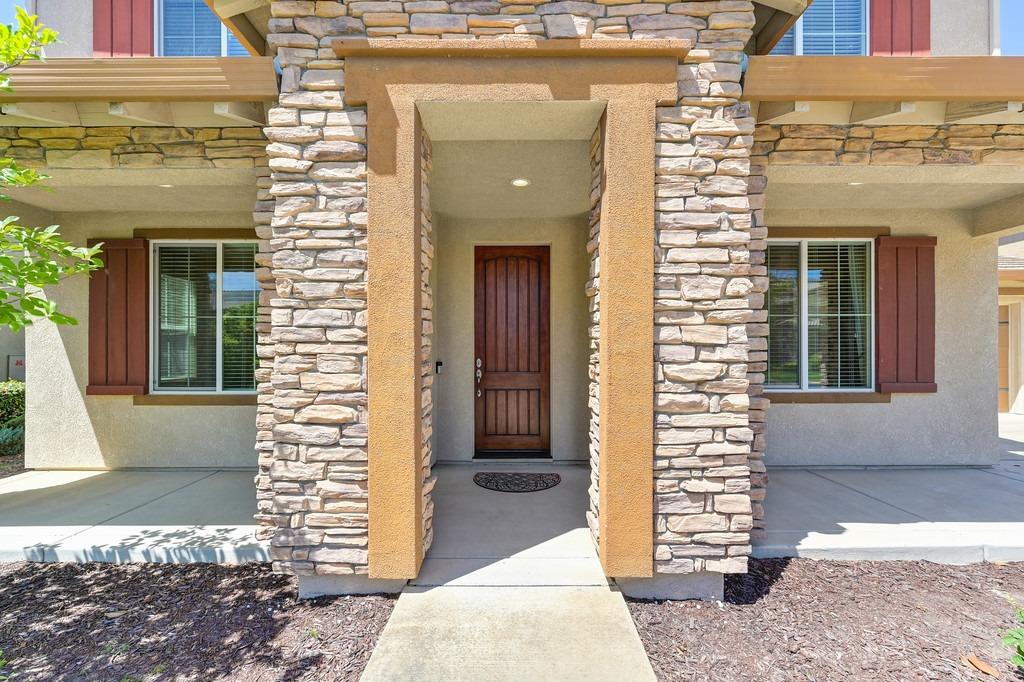 Red Setter Court, Rocklin, California image 6