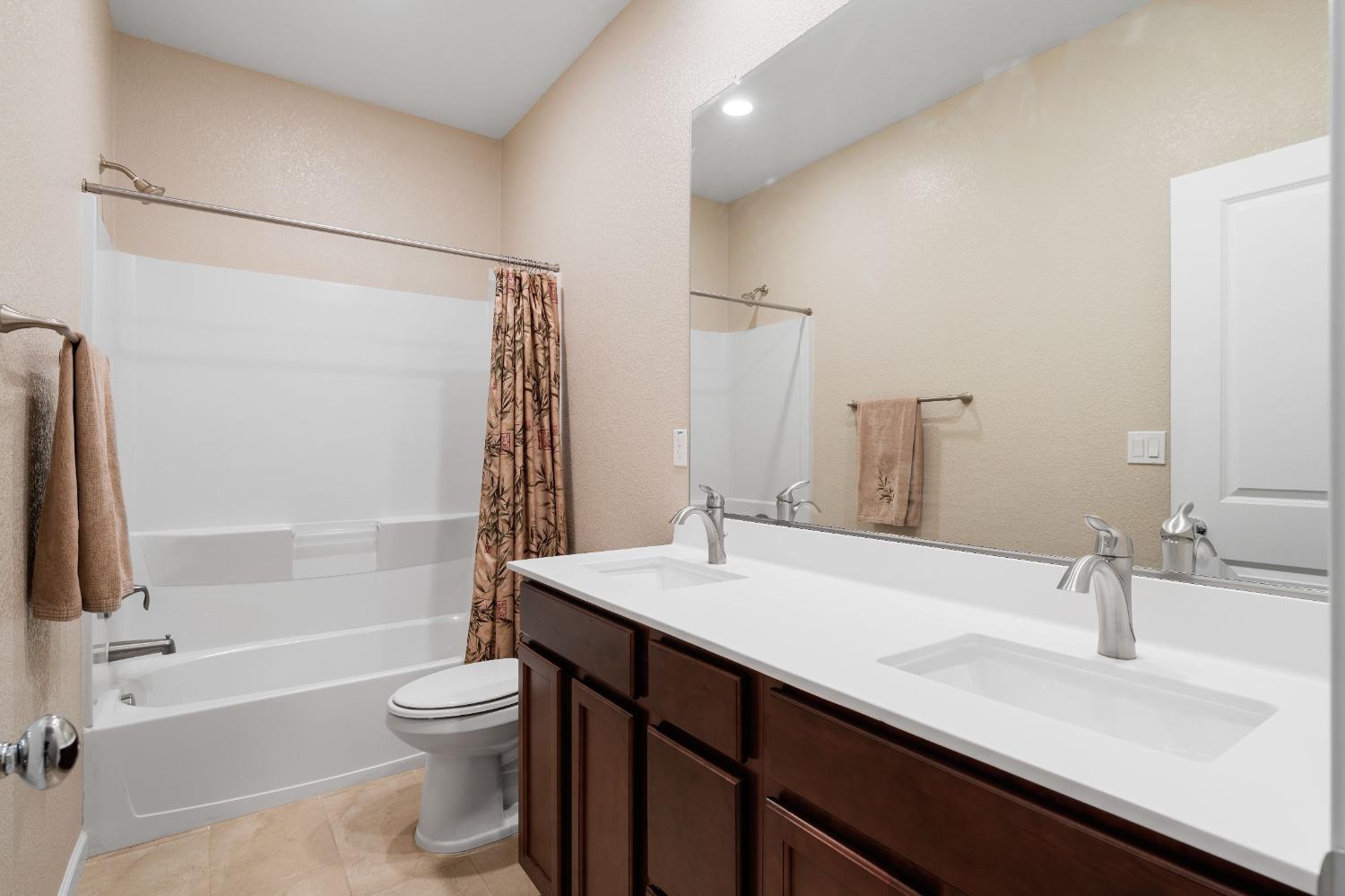 Detail Gallery Image 30 of 52 For 1882 Salerno Pl, Lincoln,  CA 95648 - 3 Beds | 2/1 Baths