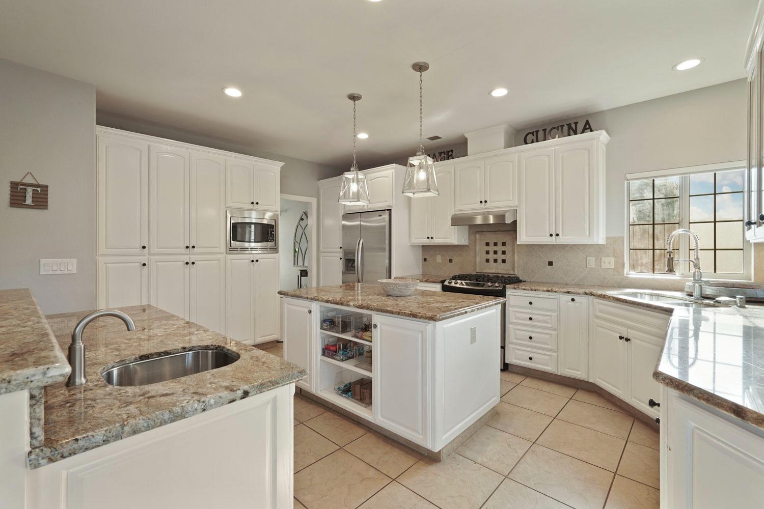 Detail Gallery Image 16 of 65 For 1459 Centennial Dr, Lodi,  CA 95242 - 3 Beds | 2/1 Baths