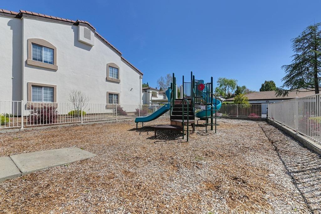 Detail Gallery Image 21 of 21 For 8020 Walerga Rd #1217,  Antelope,  CA 95843 - 3 Beds | 2 Baths