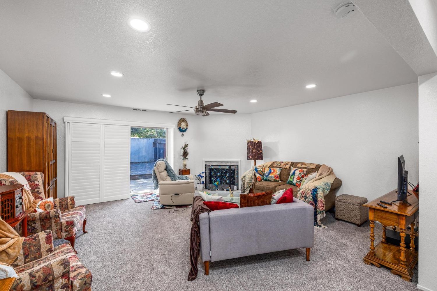 Detail Gallery Image 17 of 28 For 2268 Piccardo Cir, Stockton,  CA 95207 - 2 Beds | 2 Baths