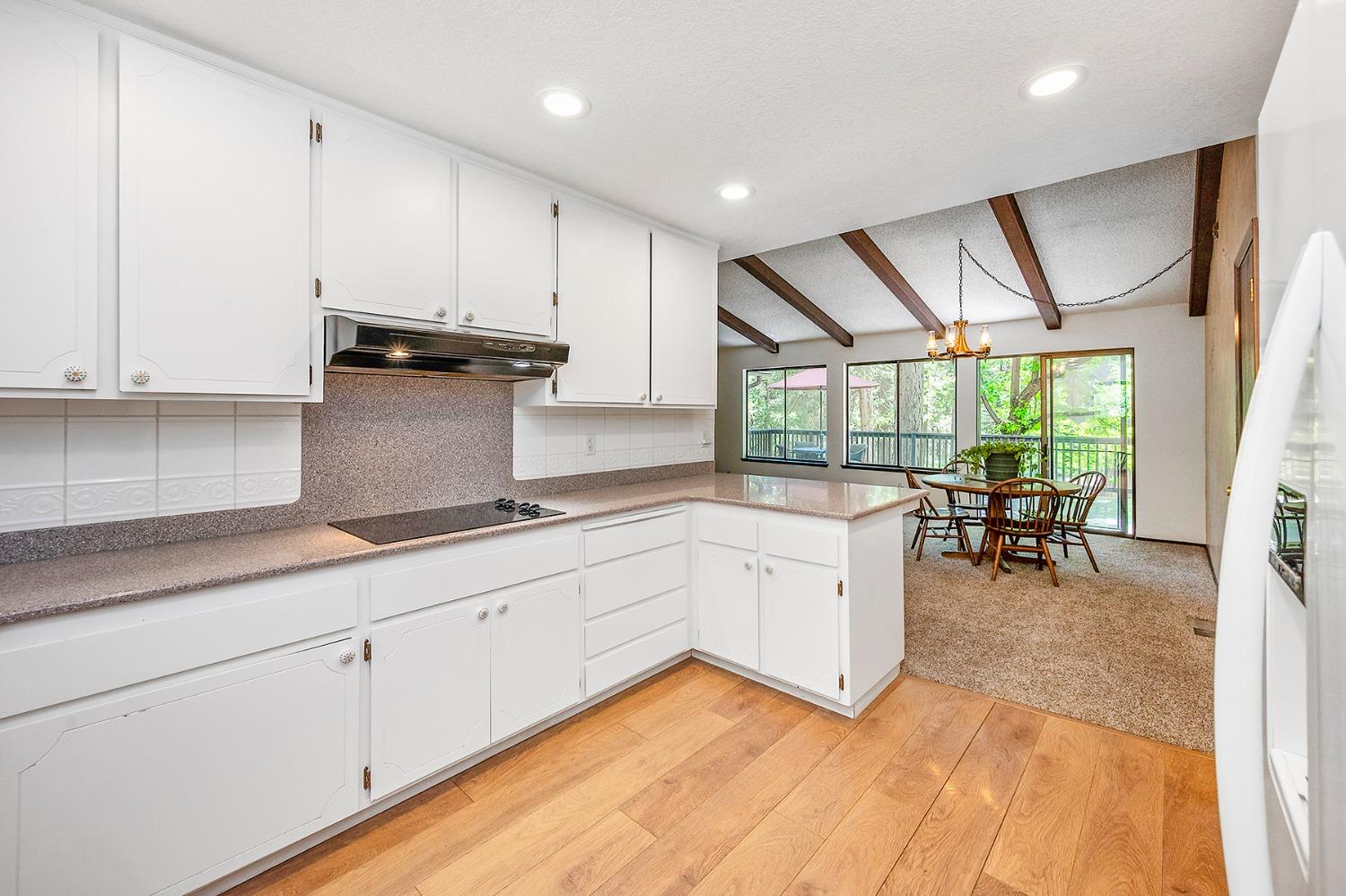 Detail Gallery Image 14 of 36 For 4129 Sugar Pine, Pollock Pines,  CA 95726 - 3 Beds | 2 Baths