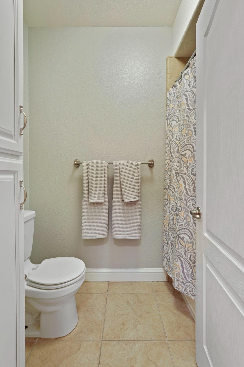 Detail Gallery Image 36 of 65 For 1459 Centennial Dr, Lodi,  CA 95242 - 3 Beds | 2/1 Baths