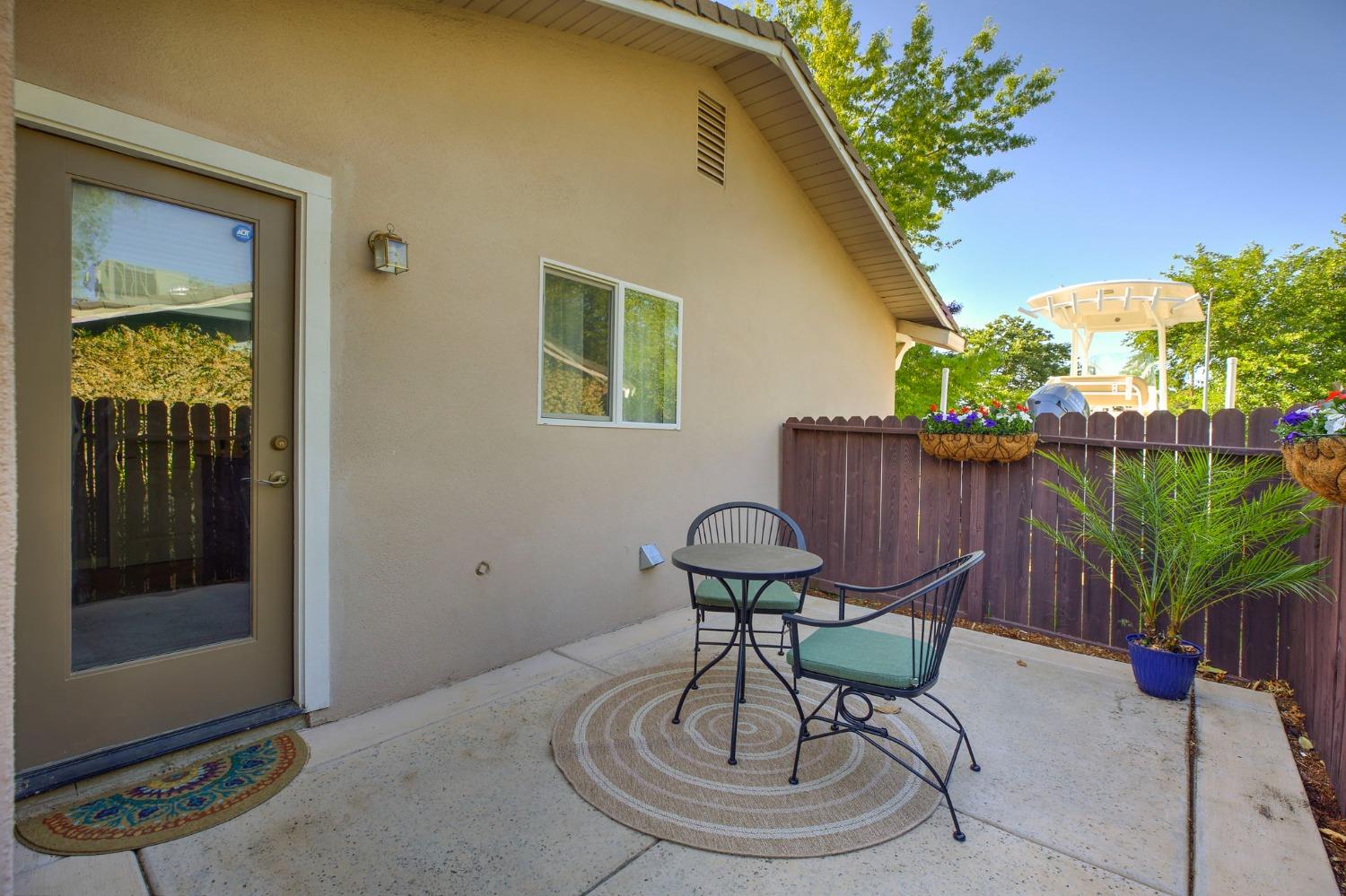 Detail Gallery Image 20 of 26 For 7452 Brook Dale, Citrus Heights,  CA 95621 - 3 Beds | 2 Baths