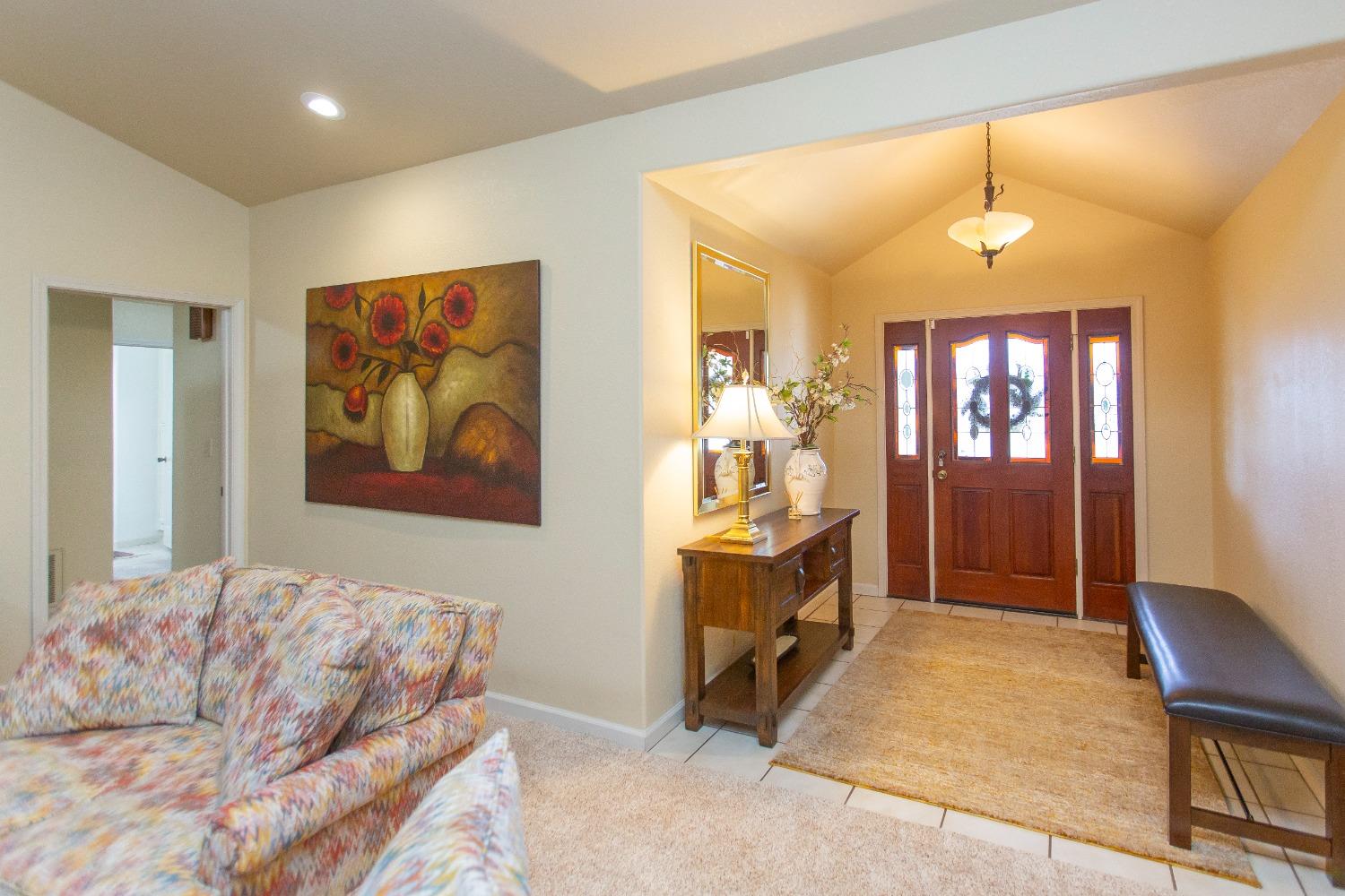 Detail Gallery Image 6 of 44 For 1950 Ashley Ct, Turlock,  CA 95382 - 3 Beds | 2 Baths