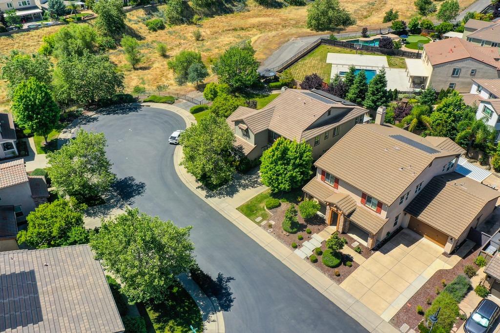 Red Setter Court, Rocklin, California image 3