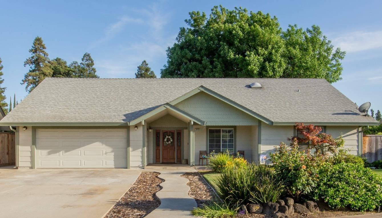Detail Gallery Image 2 of 44 For 1950 Ashley Ct, Turlock,  CA 95382 - 3 Beds | 2 Baths