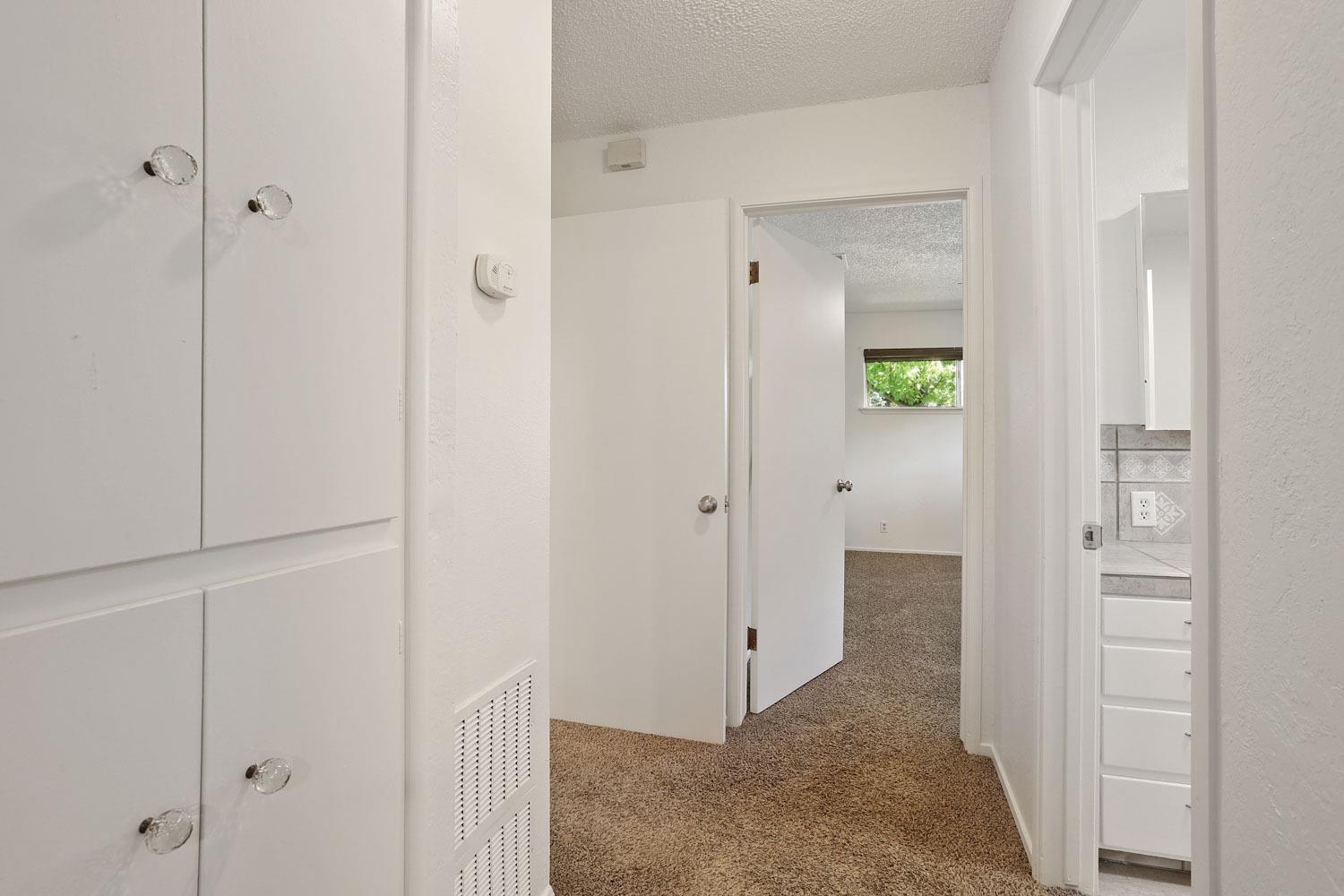 Detail Gallery Image 17 of 39 For 3520 W Alpine, Stockton,  CA 95204 - 2 Beds | 1/1 Baths