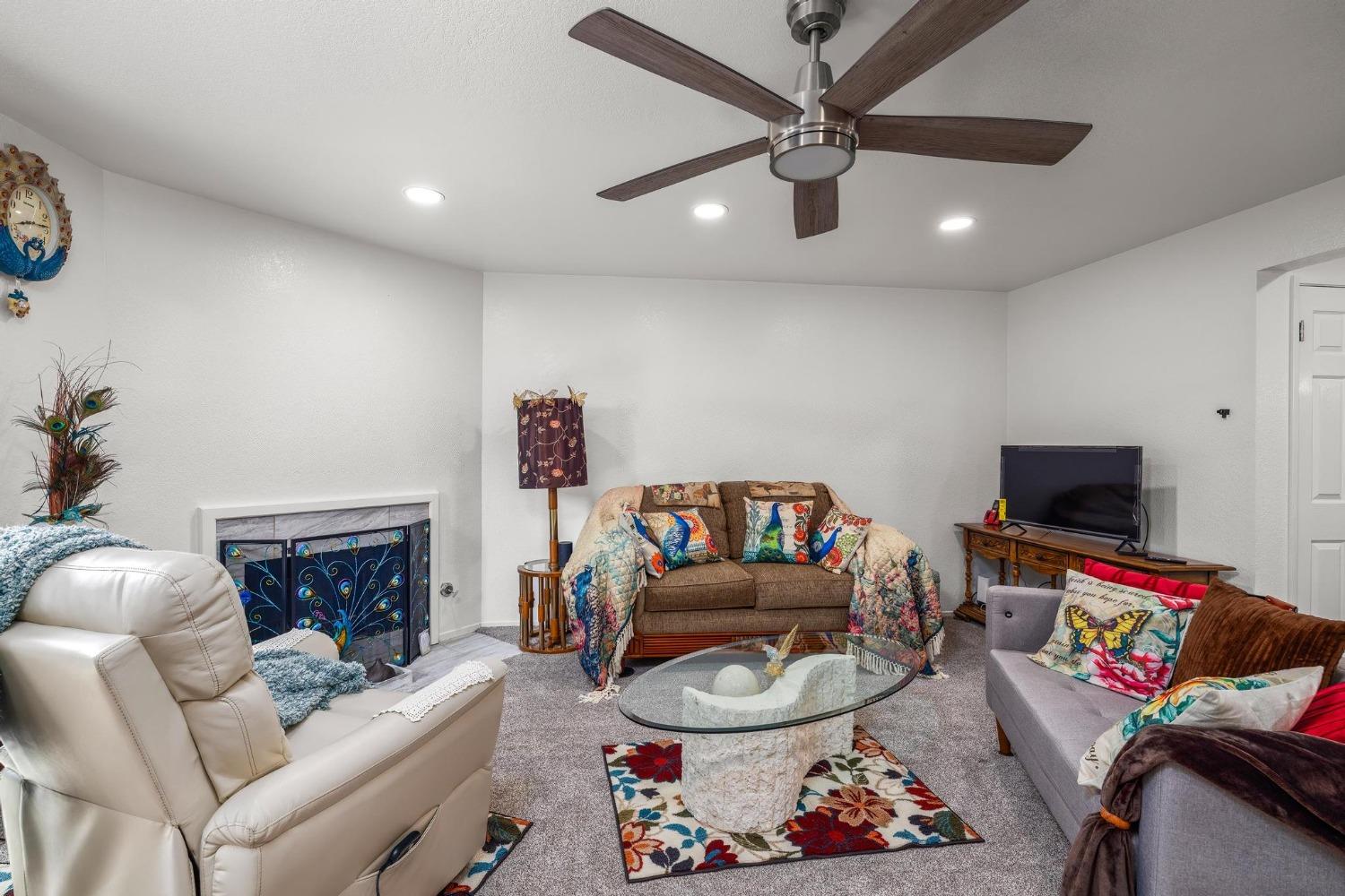 Detail Gallery Image 15 of 28 For 2268 Piccardo Cir, Stockton,  CA 95207 - 2 Beds | 2 Baths