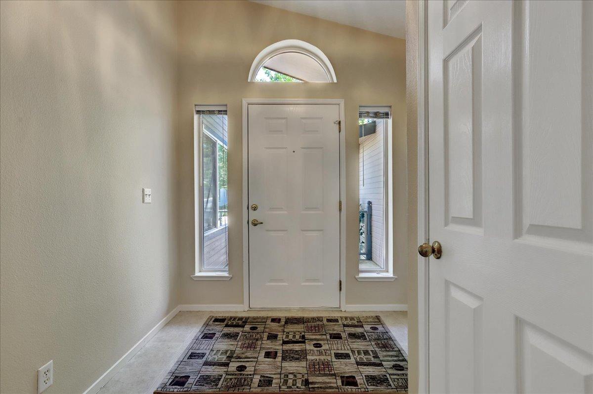 Detail Gallery Image 3 of 74 For 14825 Hidden Rock Dr 281, Grass Valley,  CA 95949 - 3 Beds | 2 Baths