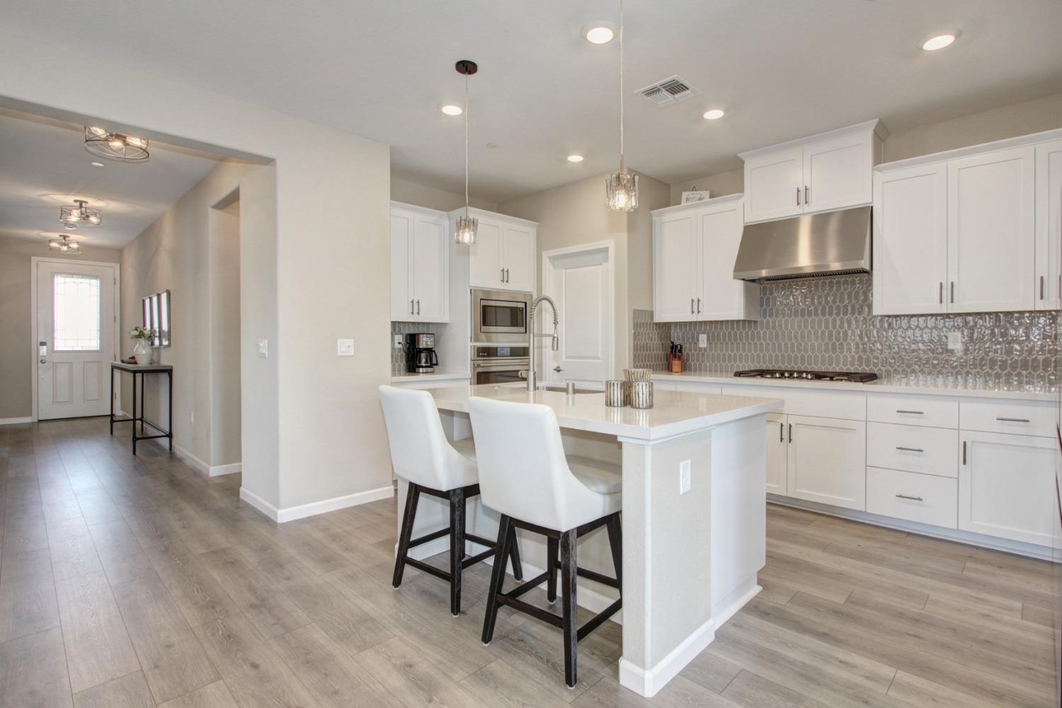 Detail Gallery Image 18 of 43 For 1476 Carson River Loop, Lincoln,  CA 95648 - 2 Beds | 2 Baths