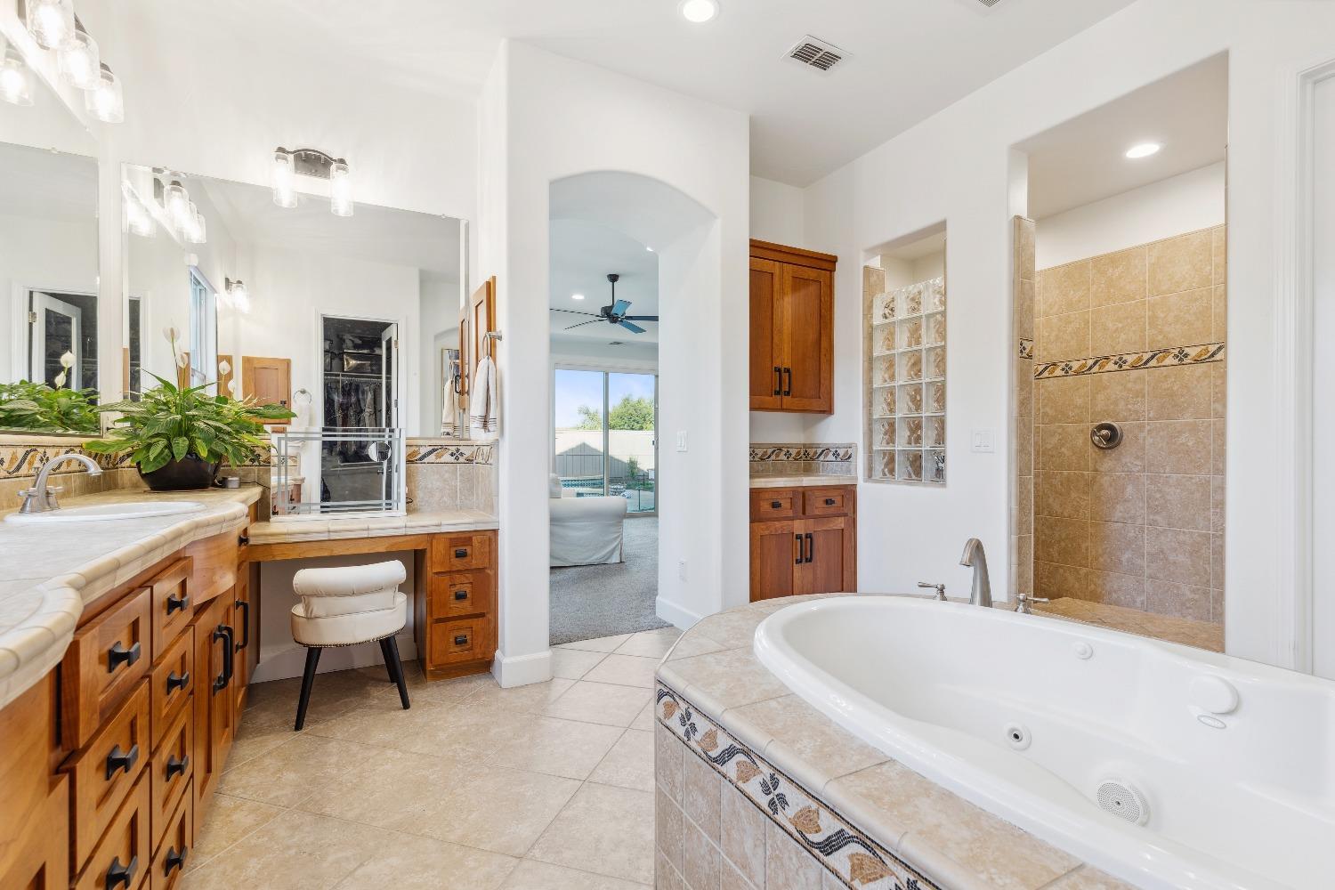 Detail Gallery Image 25 of 47 For 1857 Yerba Way, Lincoln,  CA 95648 - 4 Beds | 3/1 Baths