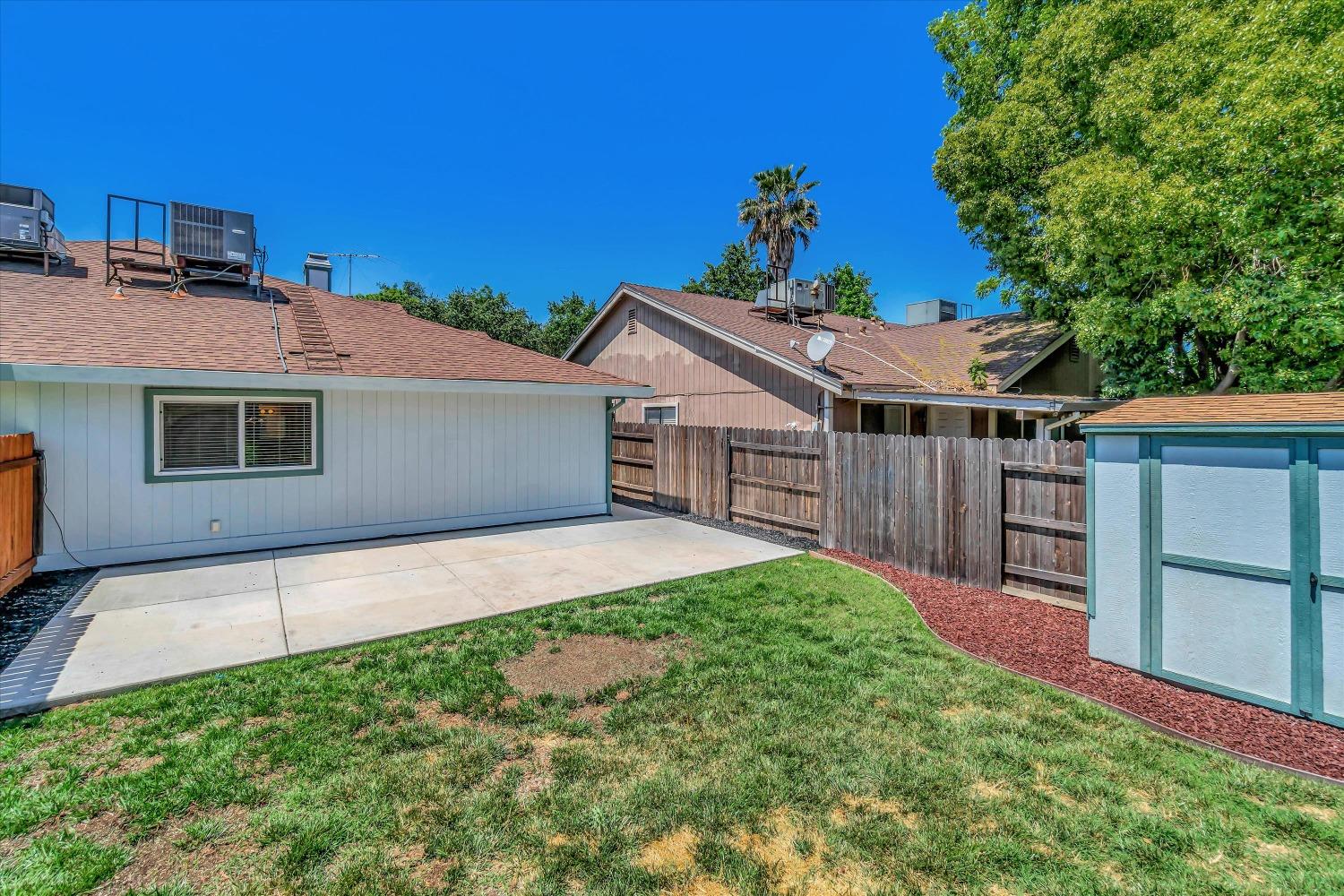 Detail Gallery Image 34 of 38 For 5906 El Sol Way, Citrus Heights,  CA 95621 - 2 Beds | 2 Baths