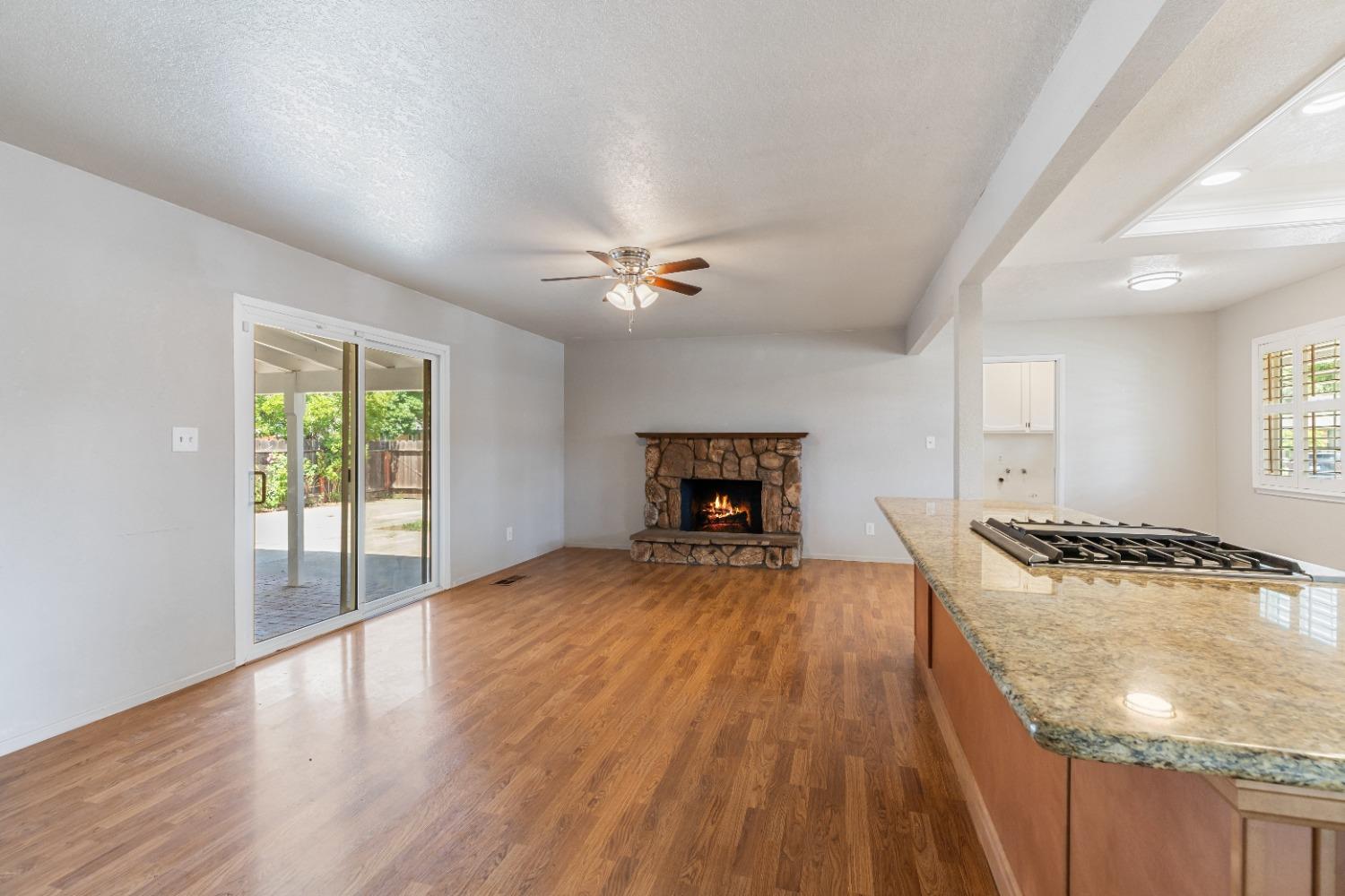 Detail Gallery Image 12 of 50 For 2821 Harvest Rd, Modesto,  CA 95355 - 4 Beds | 2 Baths