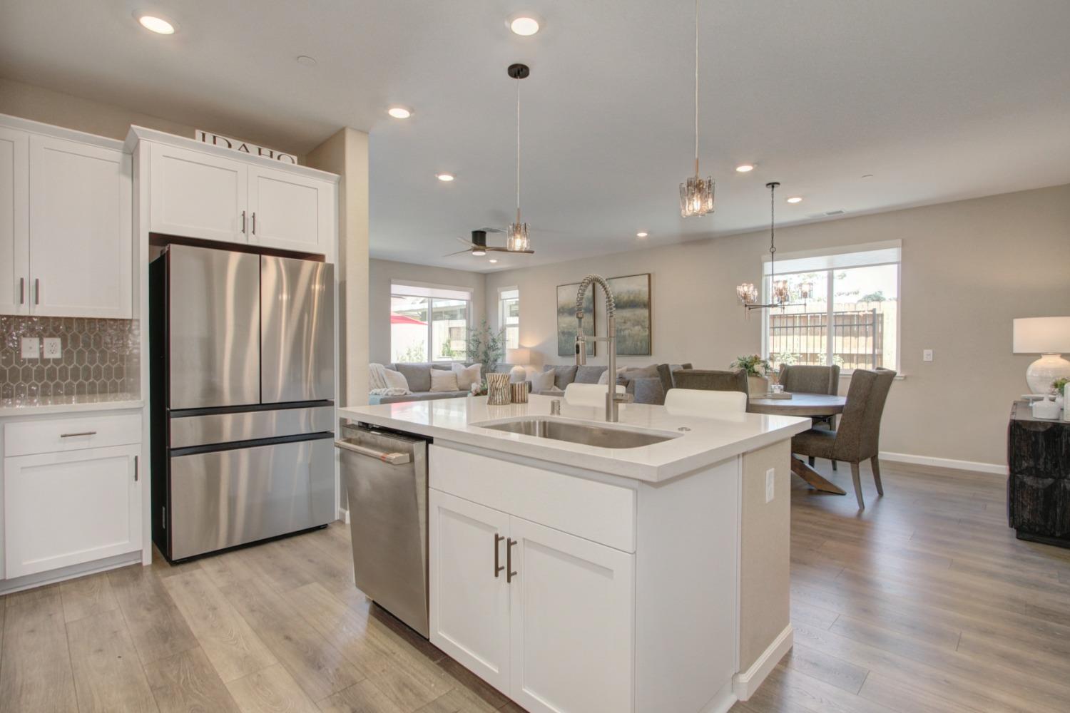 Detail Gallery Image 19 of 43 For 1476 Carson River Loop, Lincoln,  CA 95648 - 2 Beds | 2 Baths