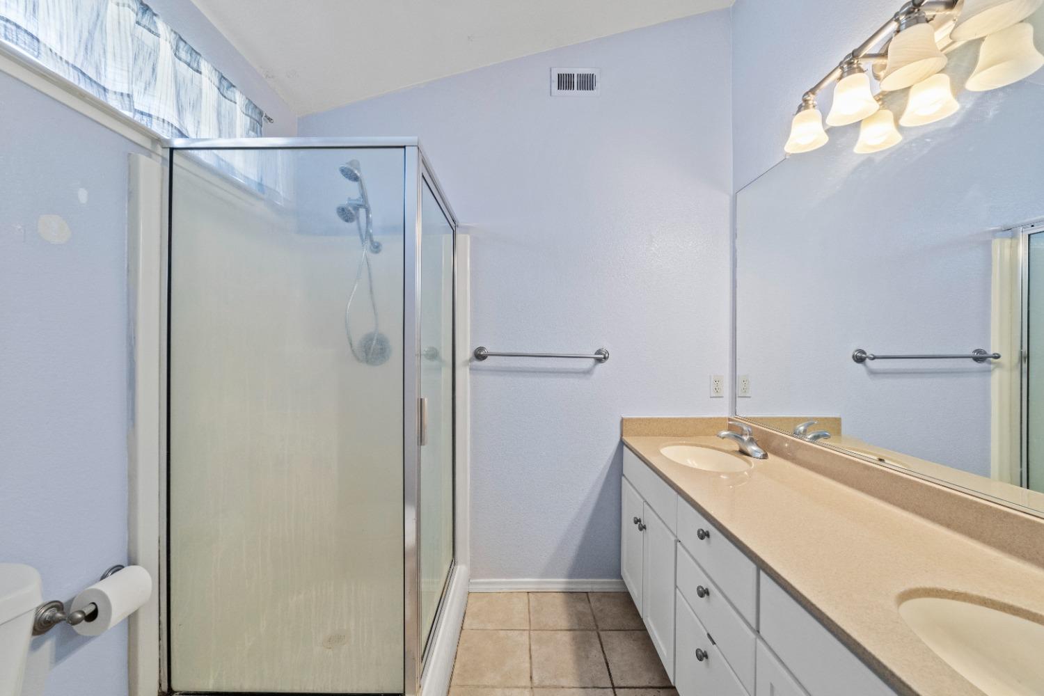 Detail Gallery Image 17 of 19 For 4439 Antelope Park Way, Antelope,  CA 95843 - 3 Beds | 2 Baths