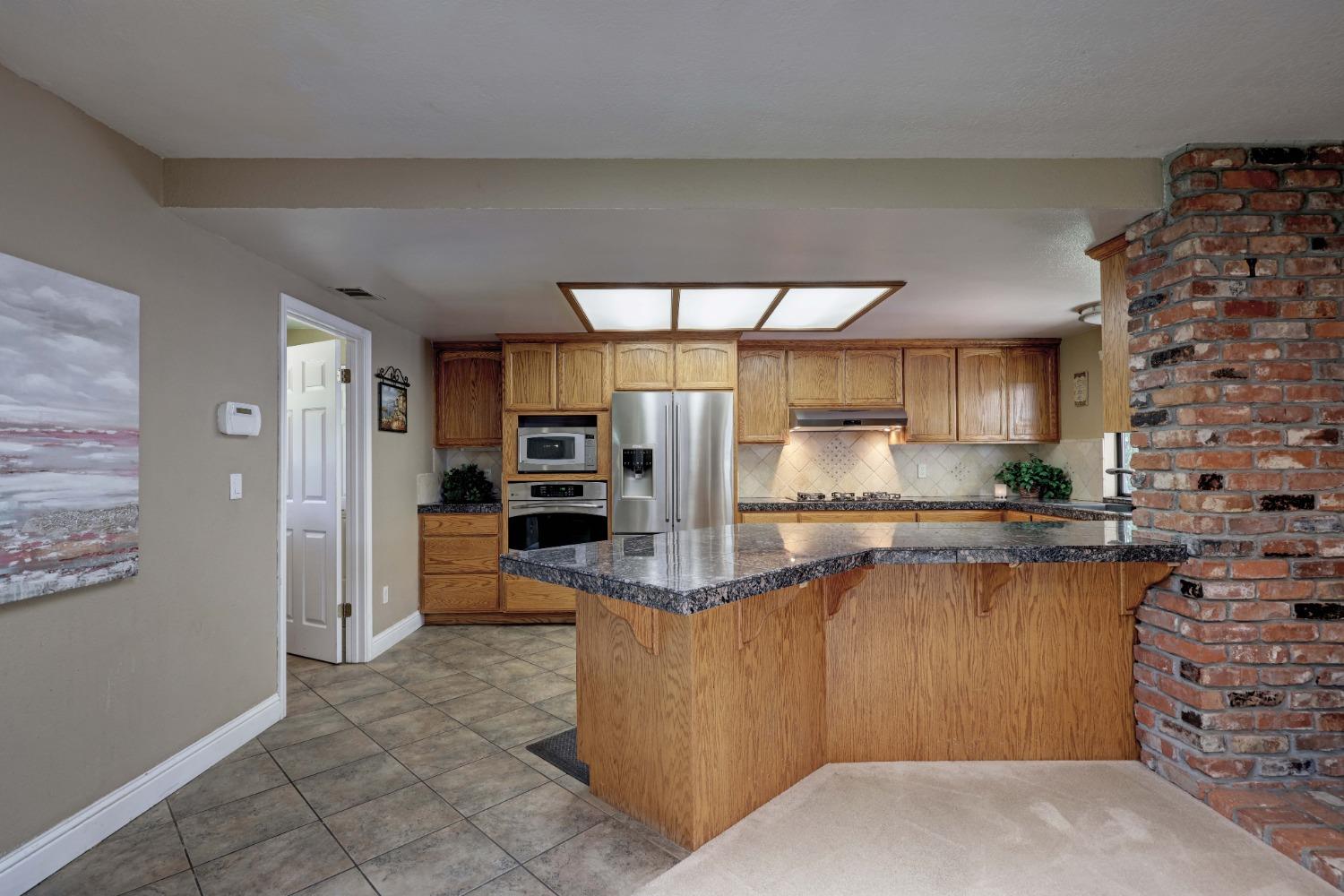 Detail Gallery Image 22 of 79 For 7460 Itchy Acres, Granite Bay,  CA 95746 - 4 Beds | 2/1 Baths