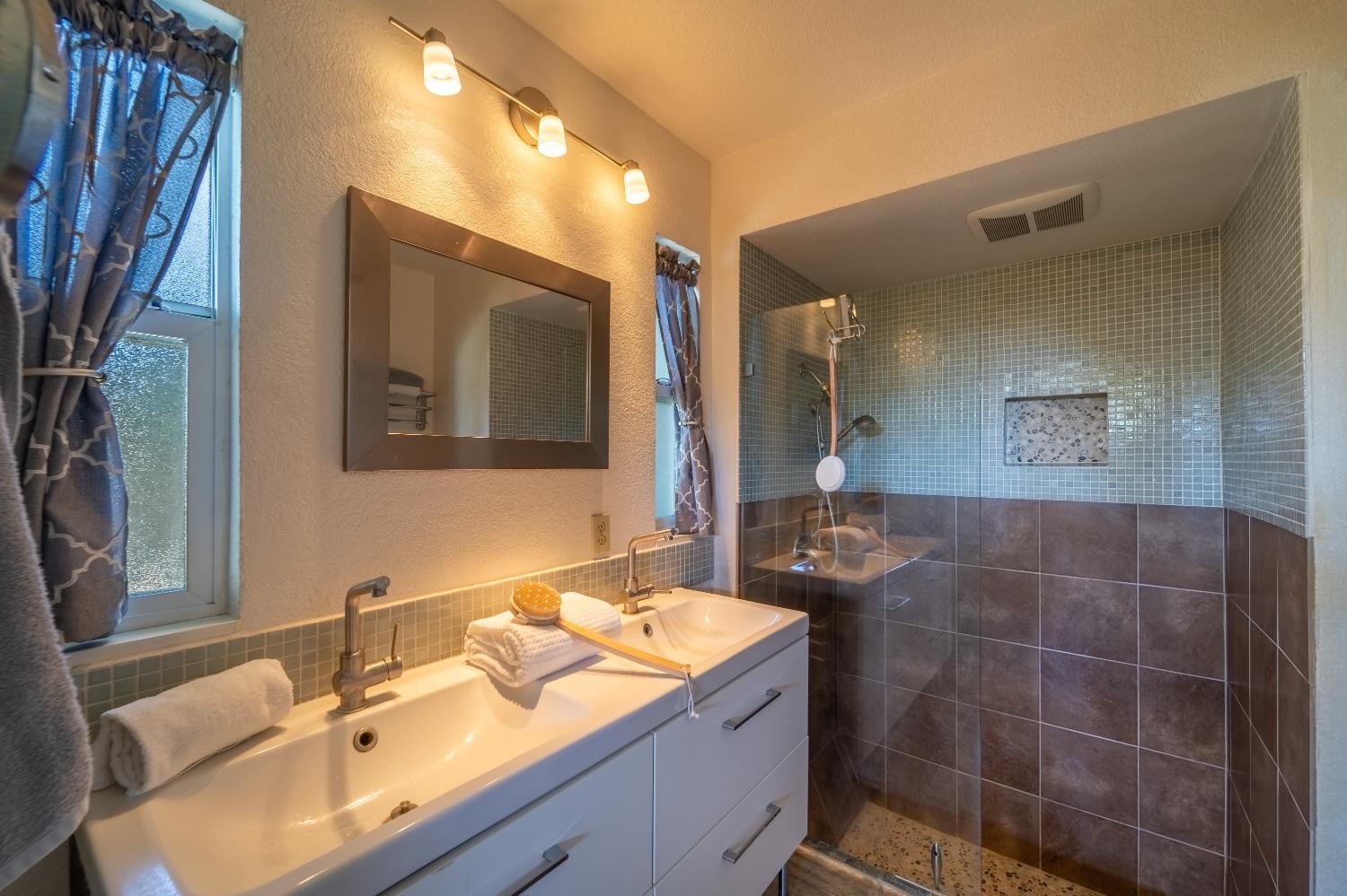 Detail Gallery Image 39 of 54 For 447 California St, Ripon,  CA 95366 - 4 Beds | 2/1 Baths