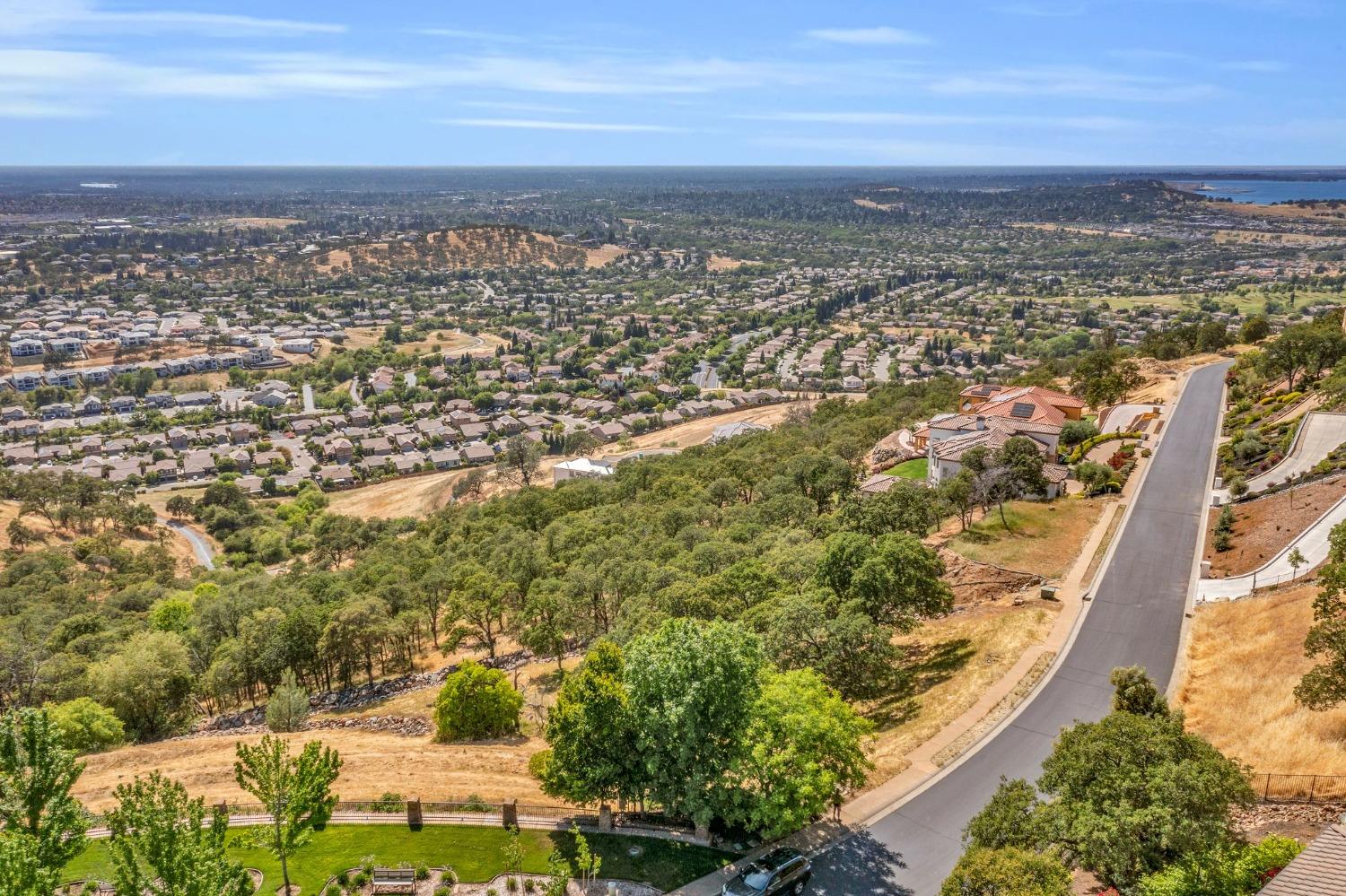 Detail Gallery Image 5 of 17 For 2680 via Fiori, El Dorado Hills,  CA 95762 - – Beds | – Baths