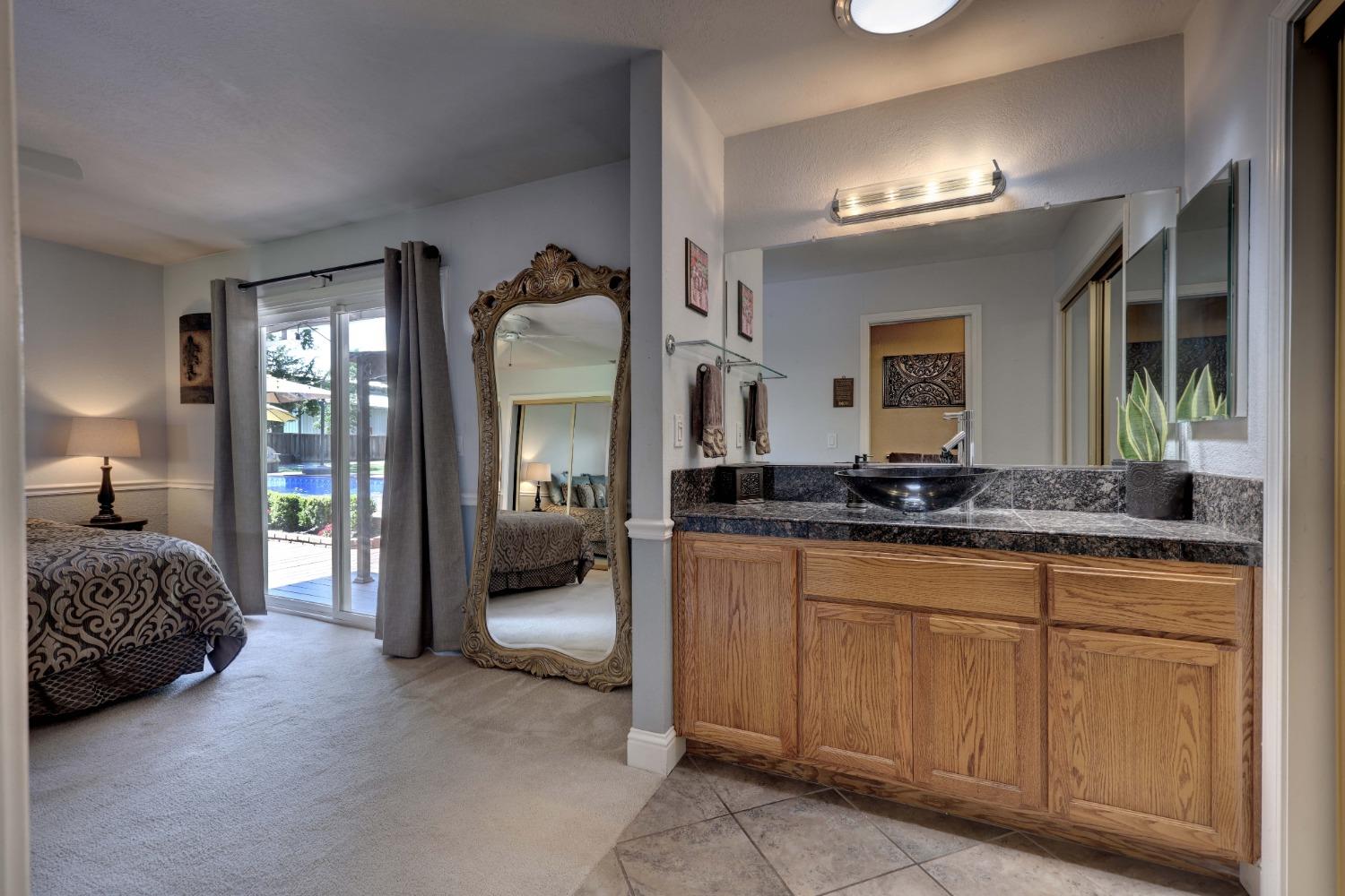Detail Gallery Image 30 of 79 For 7460 Itchy Acres, Granite Bay,  CA 95746 - 4 Beds | 2/1 Baths
