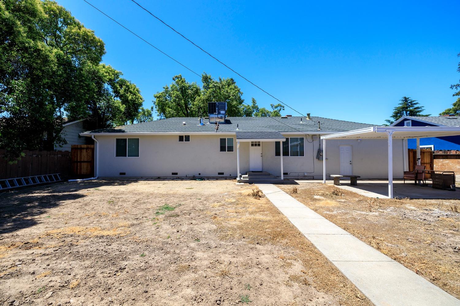 Detail Gallery Image 40 of 42 For 2012 Aloha Way, Modesto,  CA 95350 - 3 Beds | 1 Baths