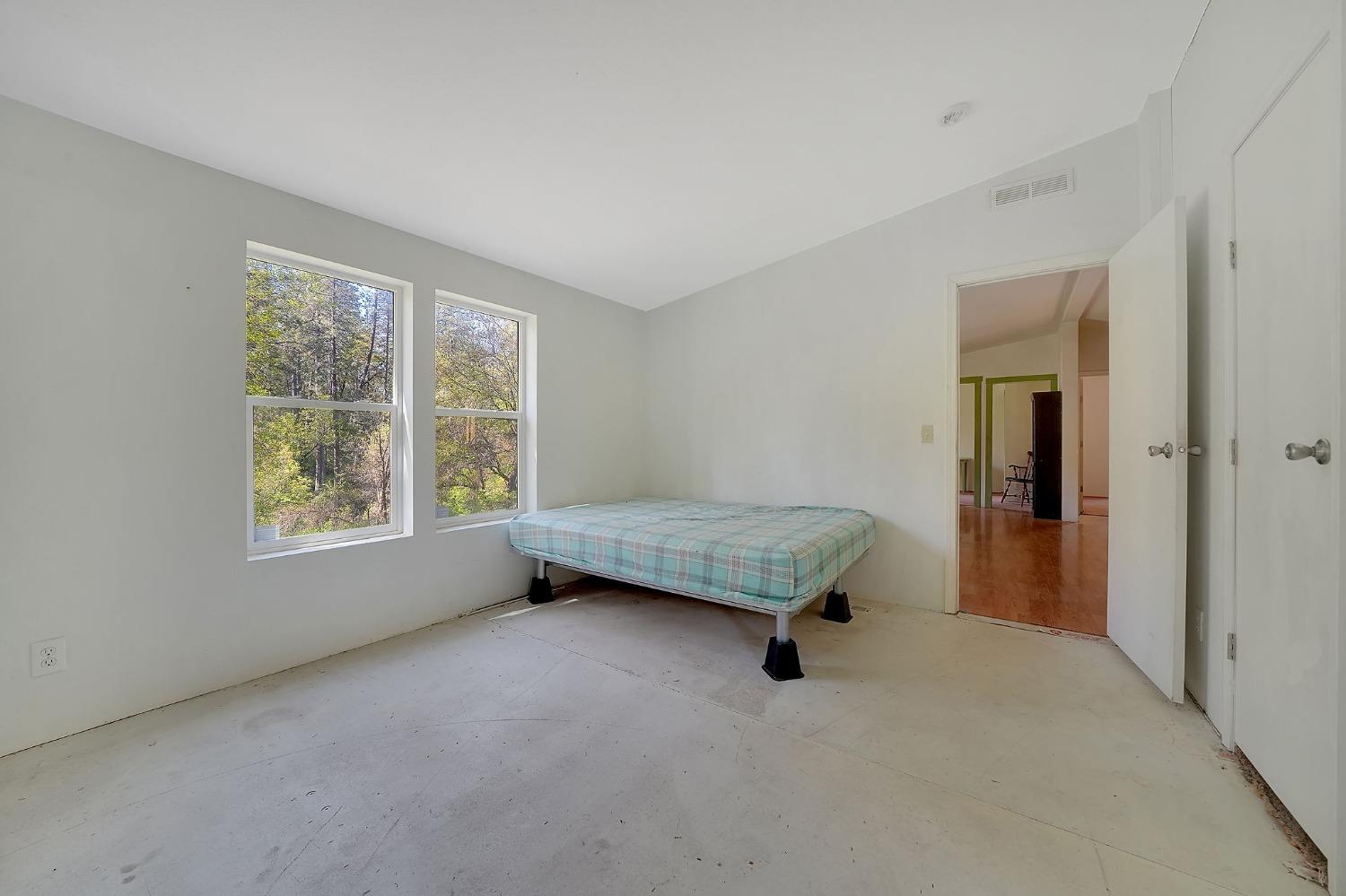 Detail Gallery Image 11 of 41 For 121 Rabbits Foot Rd, West Point,  CA 95255 - 3 Beds | 2 Baths