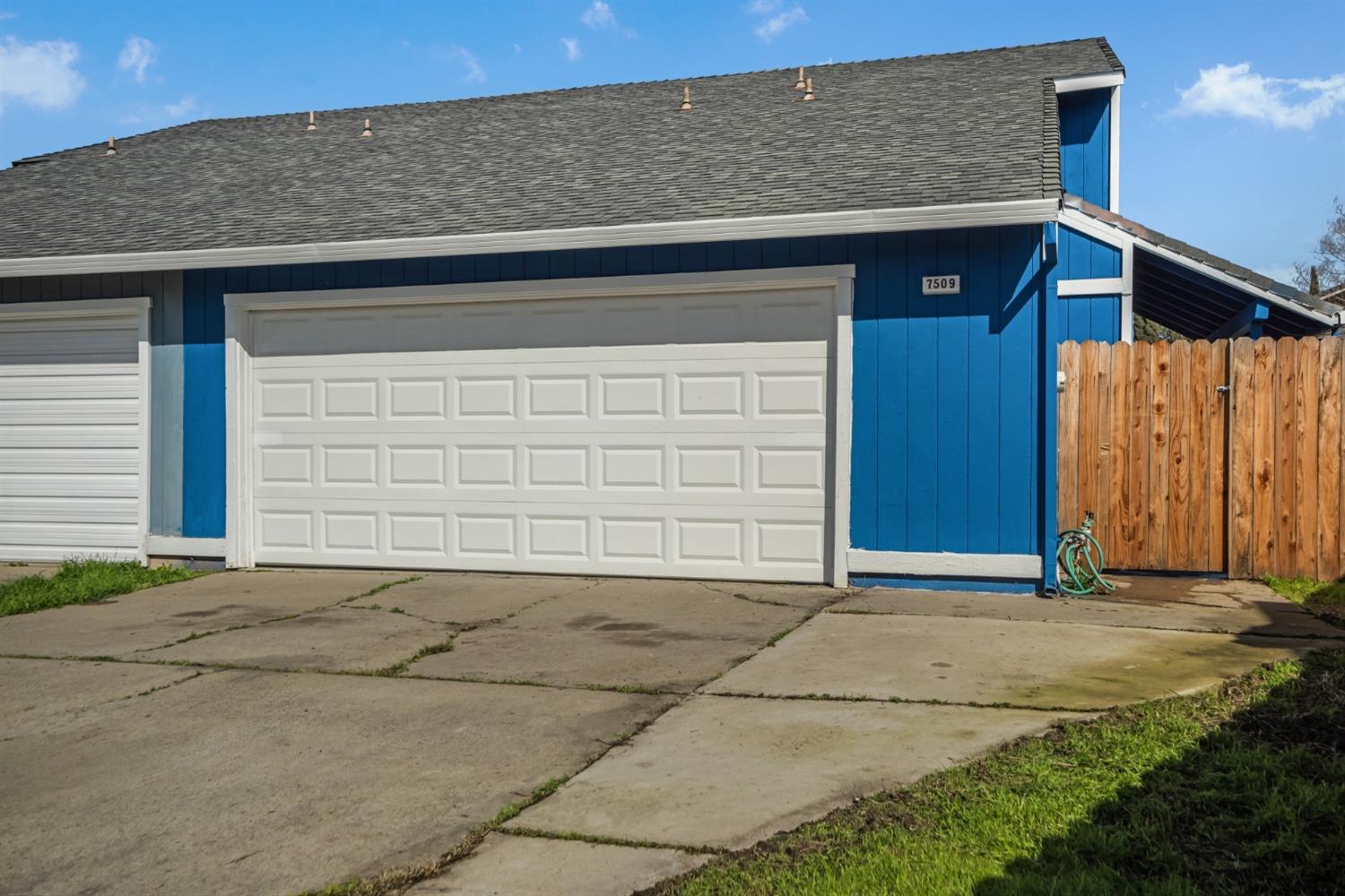 Detail Gallery Image 1 of 1 For 7509 Andrewsarah Ct, Sacramento,  CA 95828 - 2 Beds | 2/1 Baths