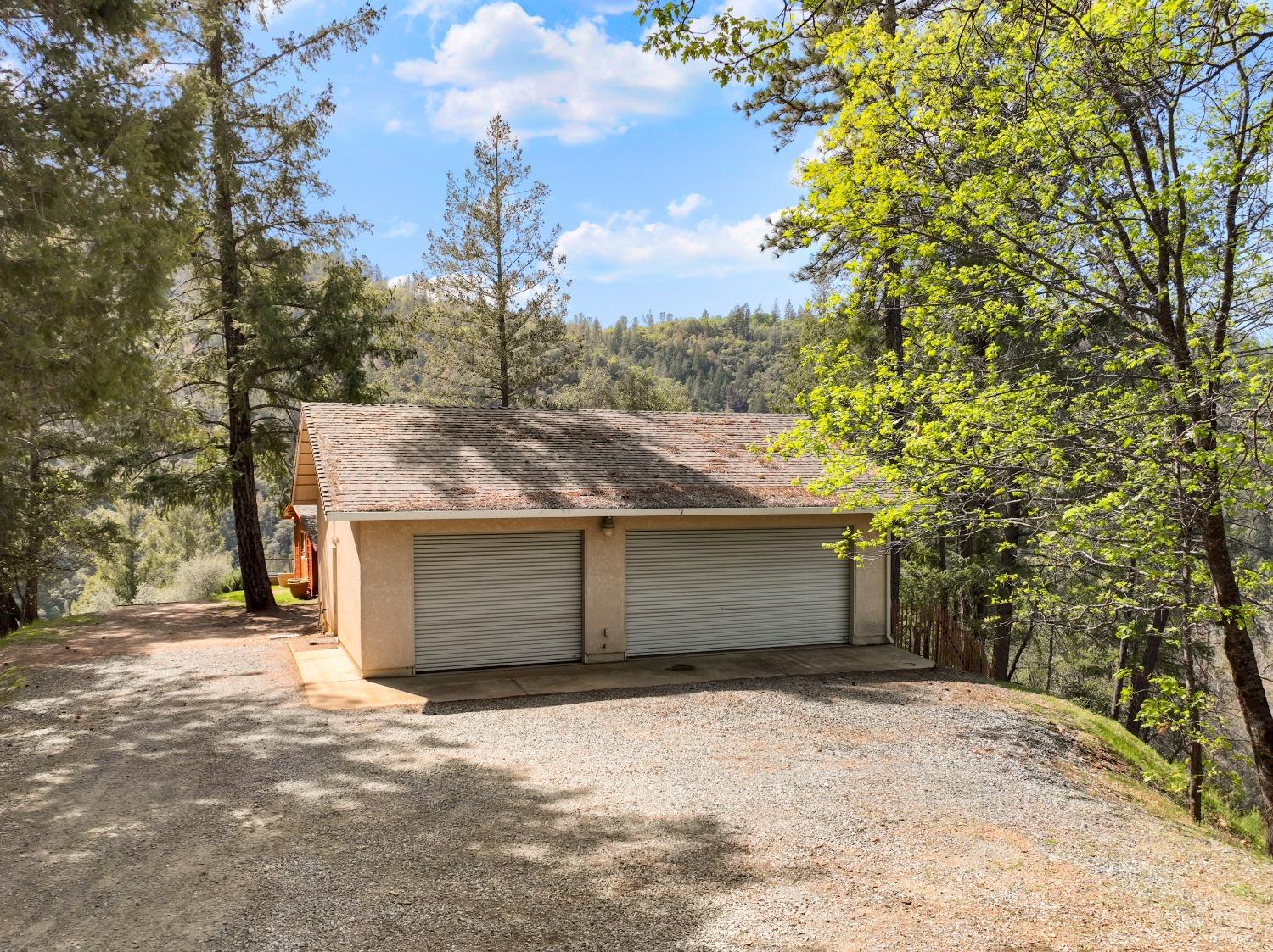 Detail Gallery Image 61 of 69 For 12585 Rock Creek Rd, Placerville,  CA 95667 - 4 Beds | 3 Baths