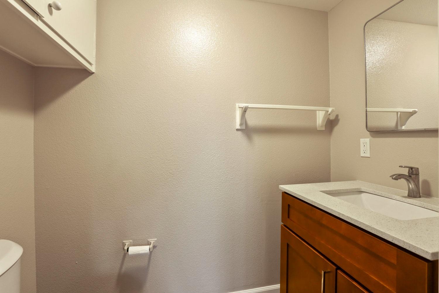 Detail Gallery Image 29 of 60 For 3710 S Portsmouth Cir, Stockton,  CA 95219 - 4 Beds | 2/1 Baths