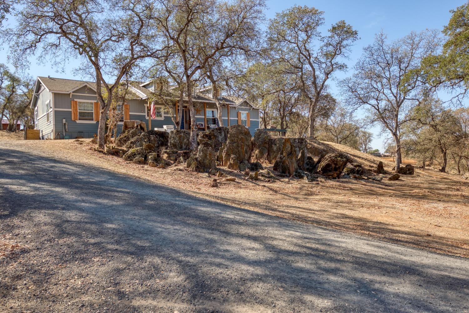 La Grange Road, La Grange, California image 1