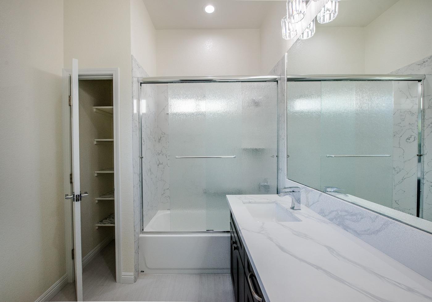 Detail Gallery Image 20 of 37 For 1535 Hutchison Valley Dr, Woodland,  CA 95776 - 3 Beds | 2 Baths