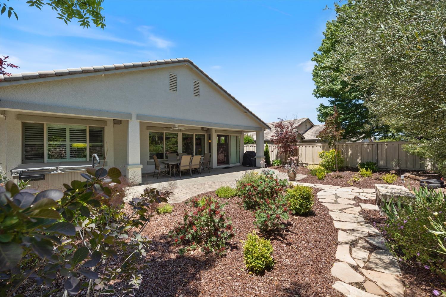 Detail Gallery Image 27 of 35 For 1349 Tallac Lane, Lincoln,  CA 95648 - 2 Beds | 2 Baths