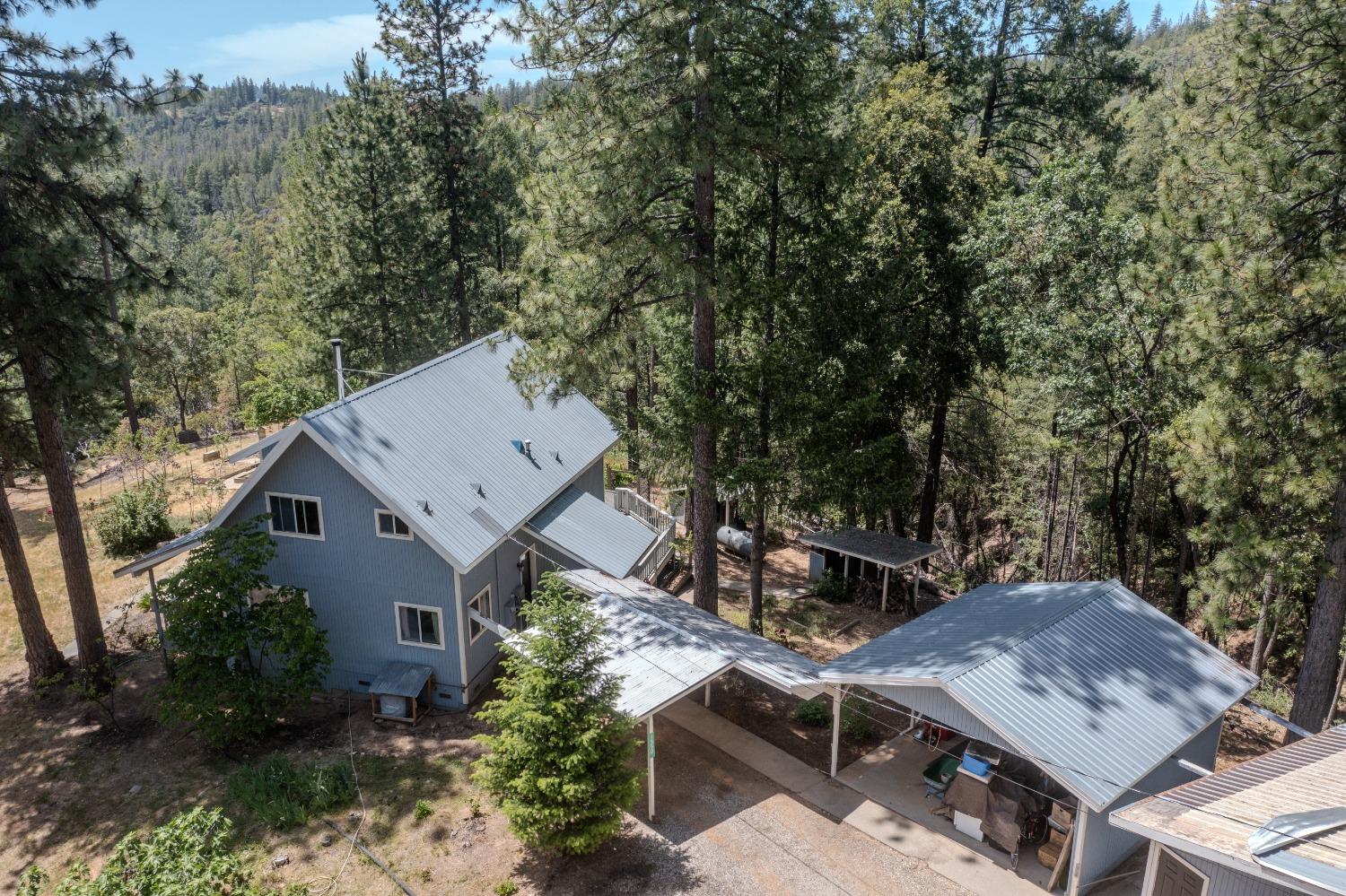 Detail Gallery Image 31 of 40 For 1550 Garrett Rd, Gold Run,  CA 95717 - 2 Beds | 2 Baths