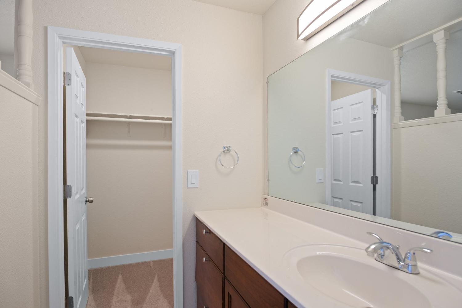 Detail Gallery Image 21 of 30 For 2956 W Hammer Ln, Stockton,  CA 95209 - 4 Beds | 2/1 Baths