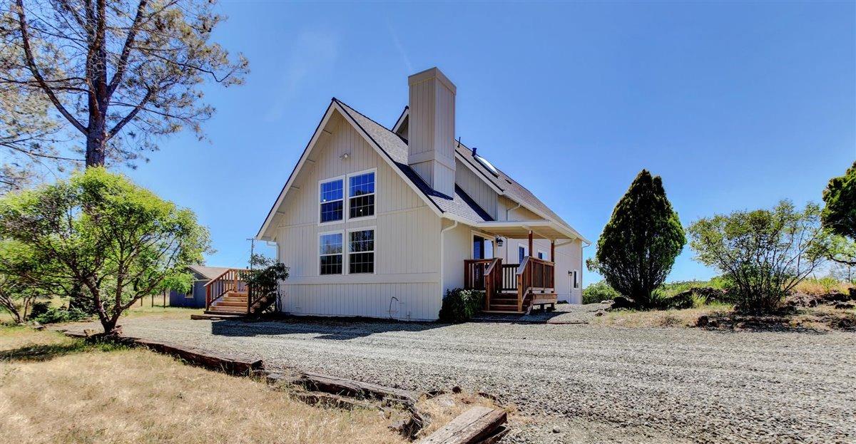 Detail Gallery Image 1 of 1 For 21515 Duckabush Ct, Grass Valley,  CA 95949 - 3 Beds | 2 Baths