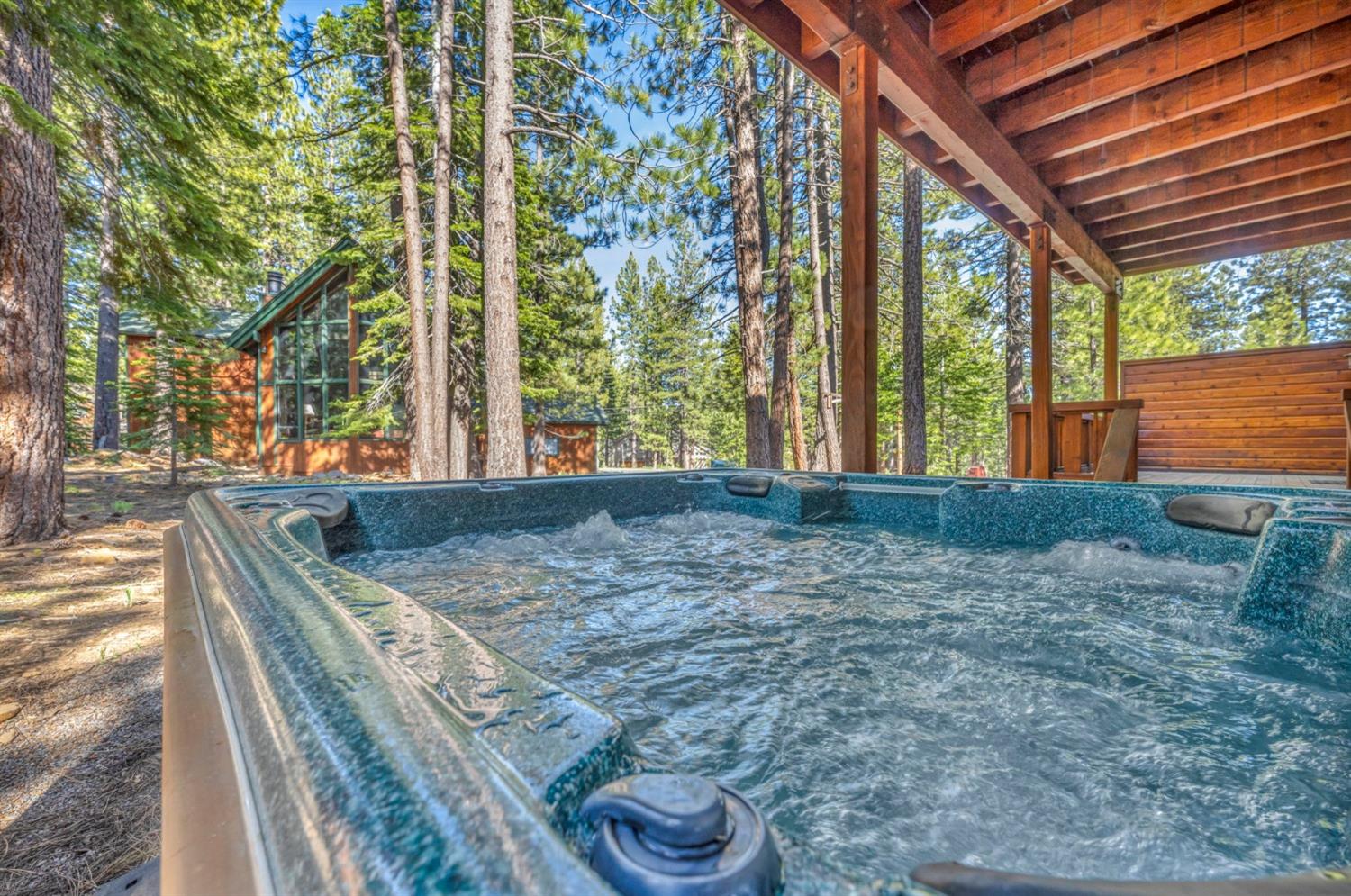 Detail Gallery Image 86 of 98 For 13940 Tyrol Rd, Truckee,  CA 96161 - 4 Beds | 3/1 Baths
