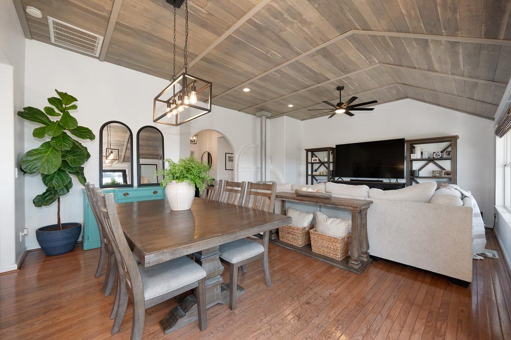 Detail Gallery Image 13 of 57 For 22700 Far Far a Way, Colfax,  CA 95713 - 5 Beds | 4/1 Baths