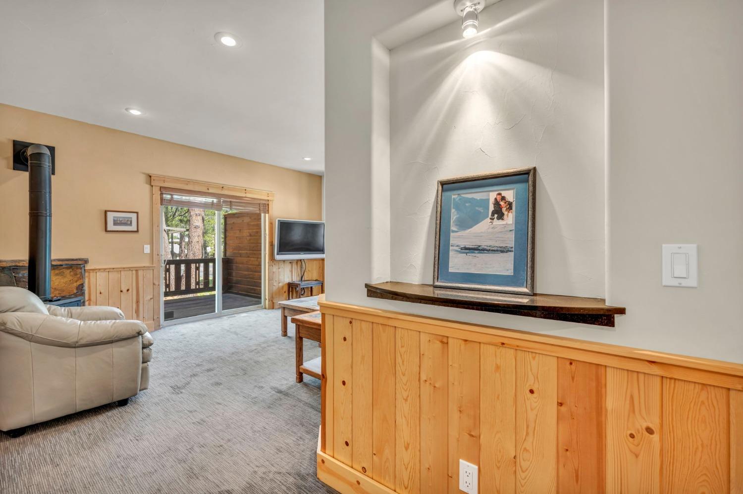 Detail Gallery Image 54 of 98 For 13940 Tyrol Rd, Truckee,  CA 96161 - 4 Beds | 3/1 Baths